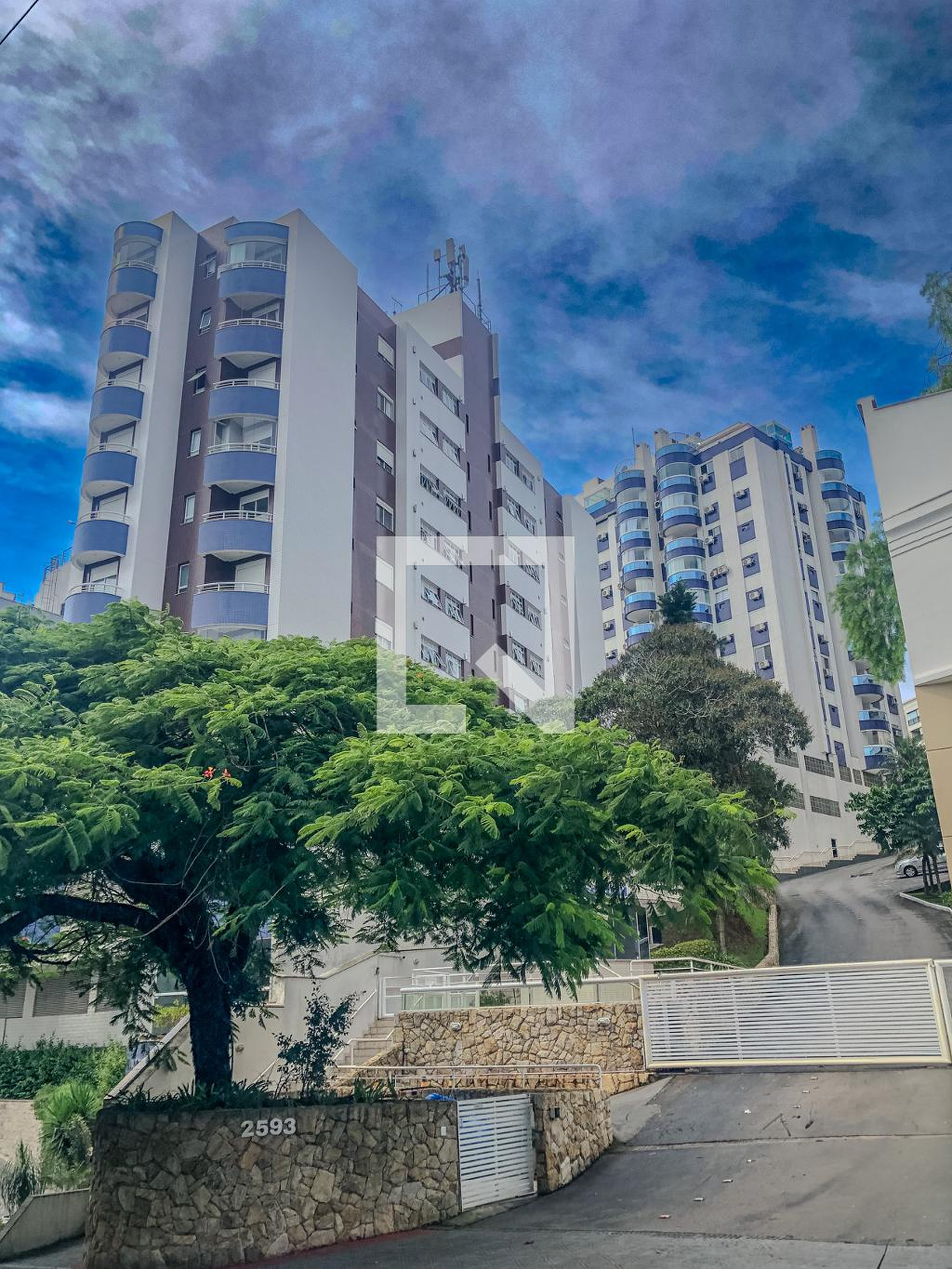 Fachada Condomínio Porto do Itacorubi