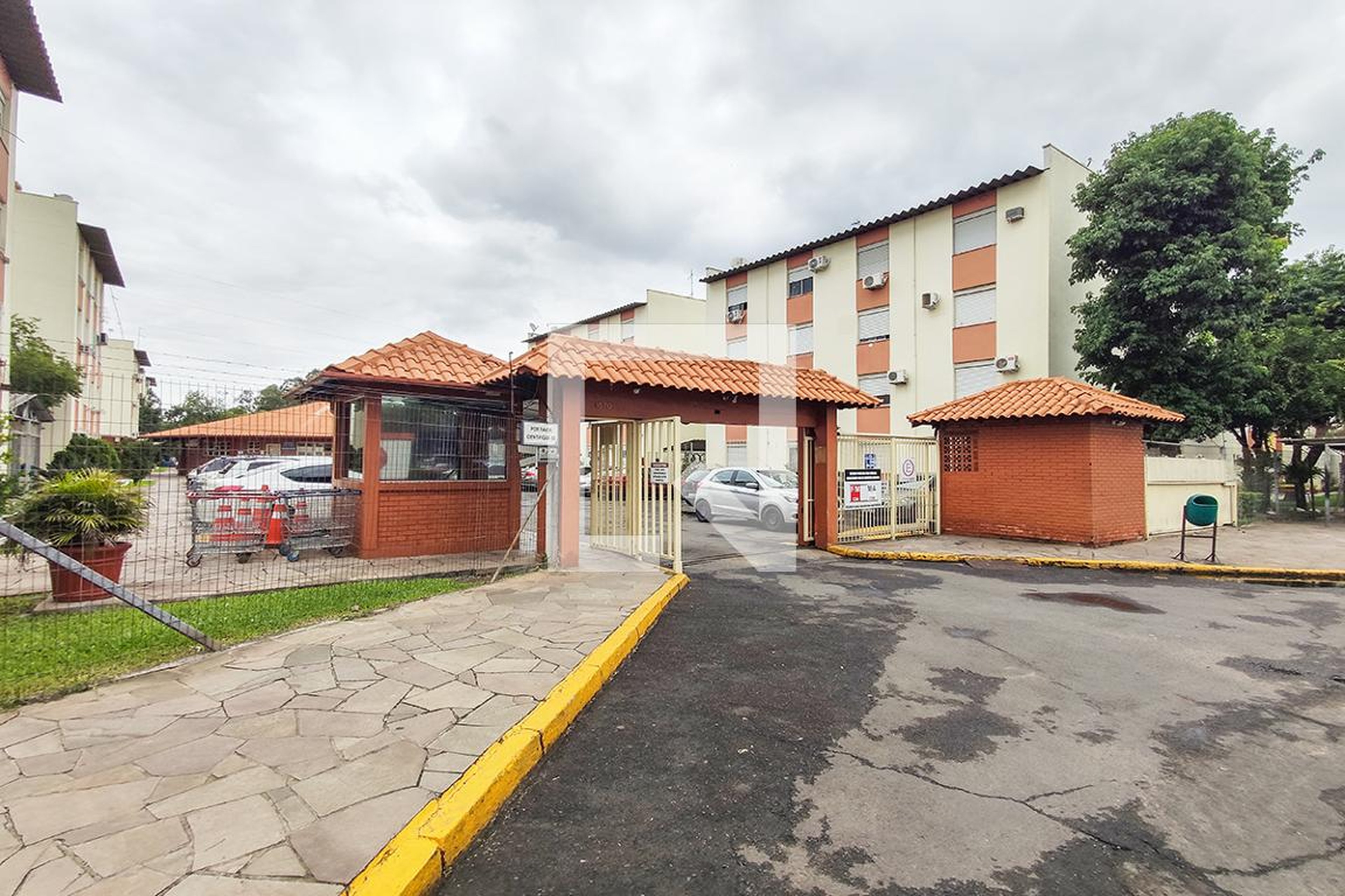 Fachada do Condomínio Condomínio São Miguel