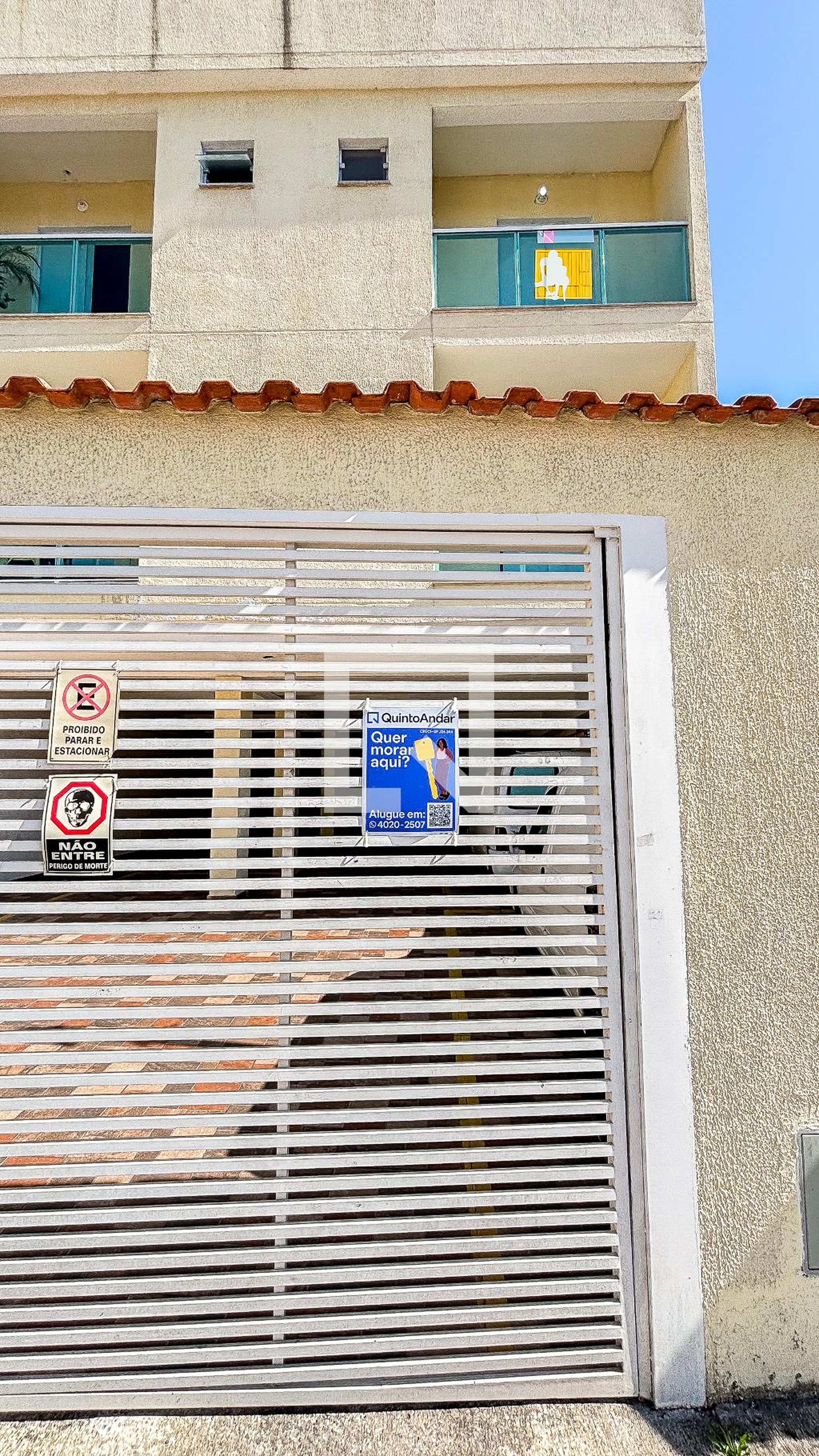 Fachada Condomínio em Rua Serra de Ipanema, 42