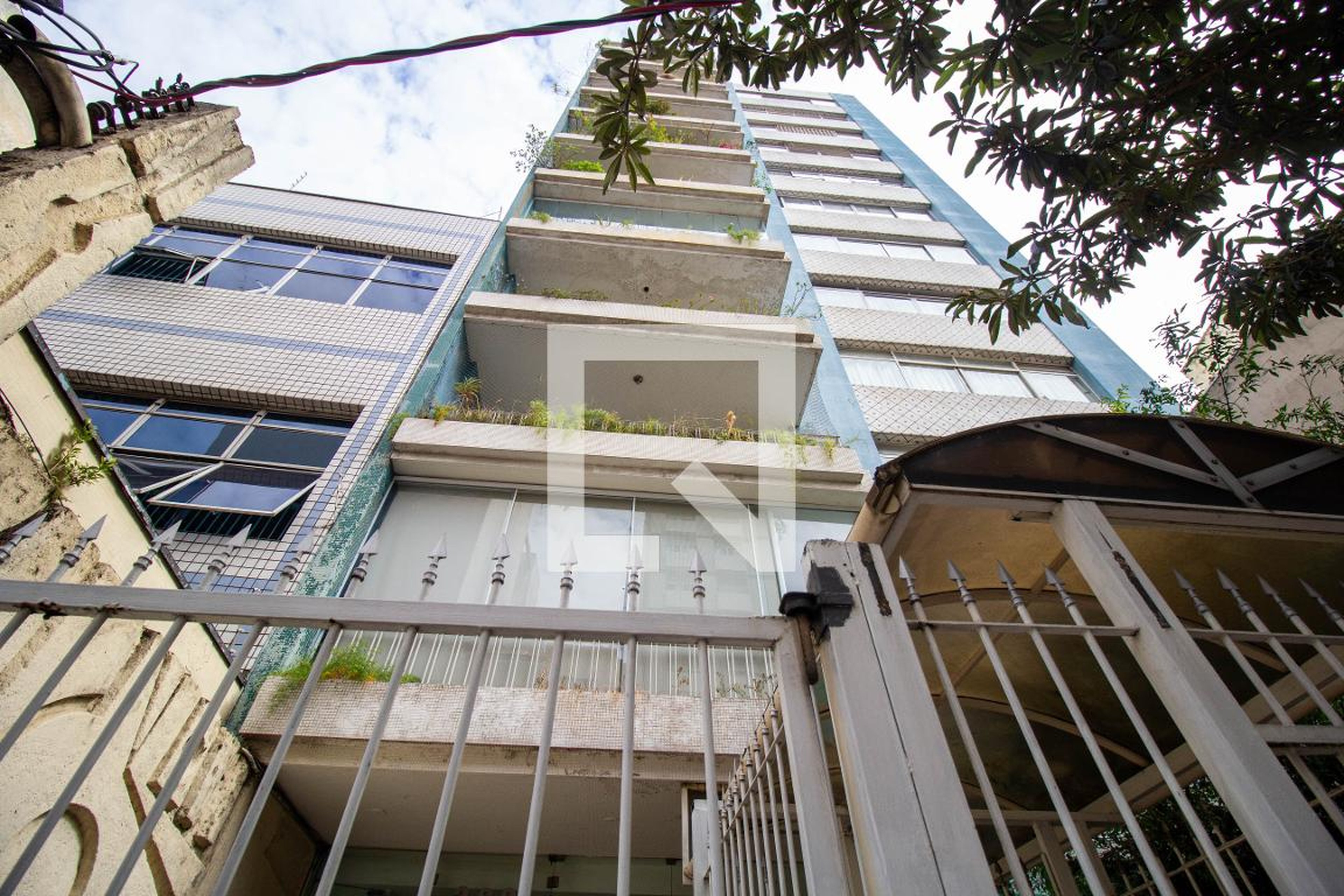 Fachada do Prédio Condomínio Guadalajara