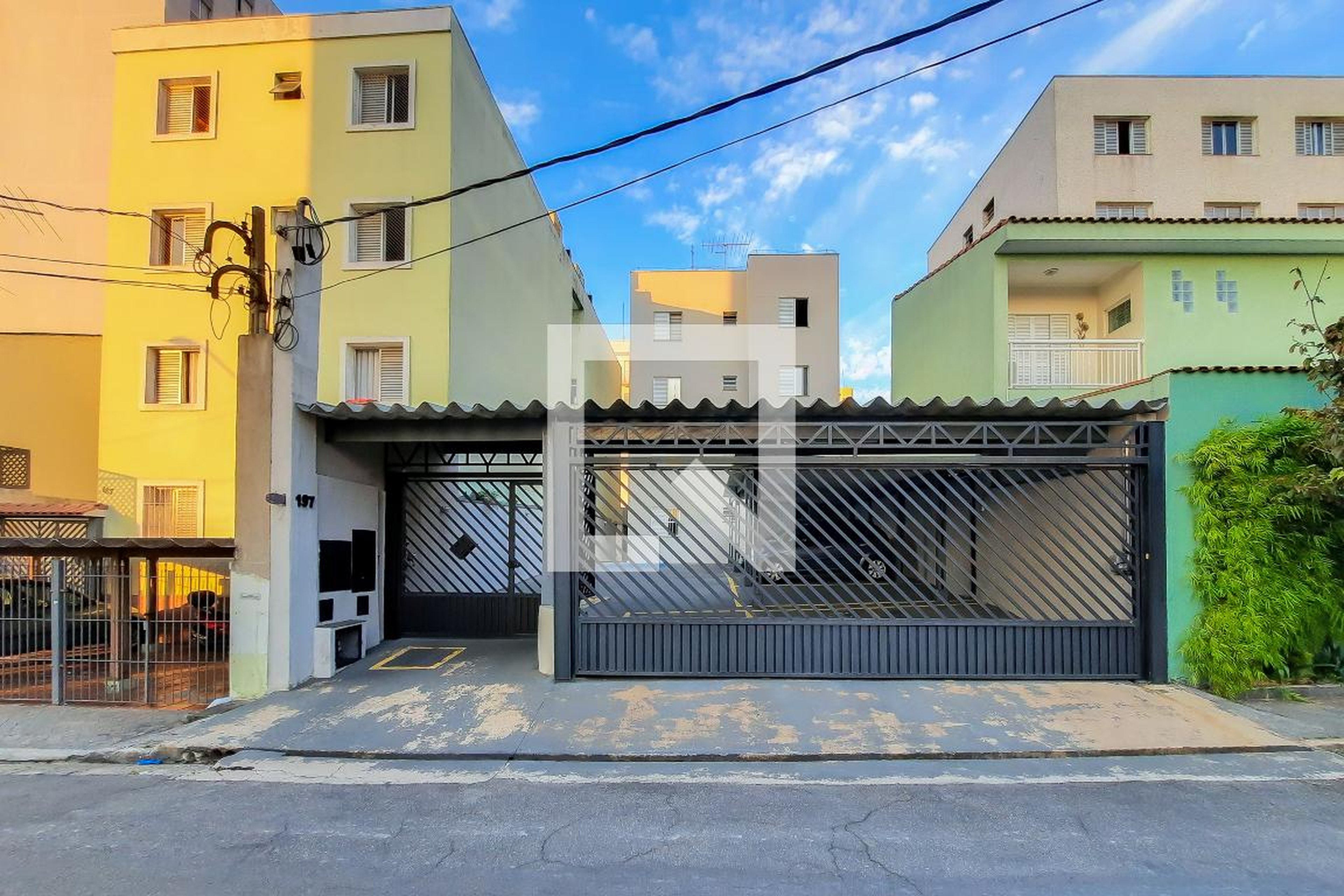 Fachada do Condomínio Condomínio Rua Conde Siciliano, 197