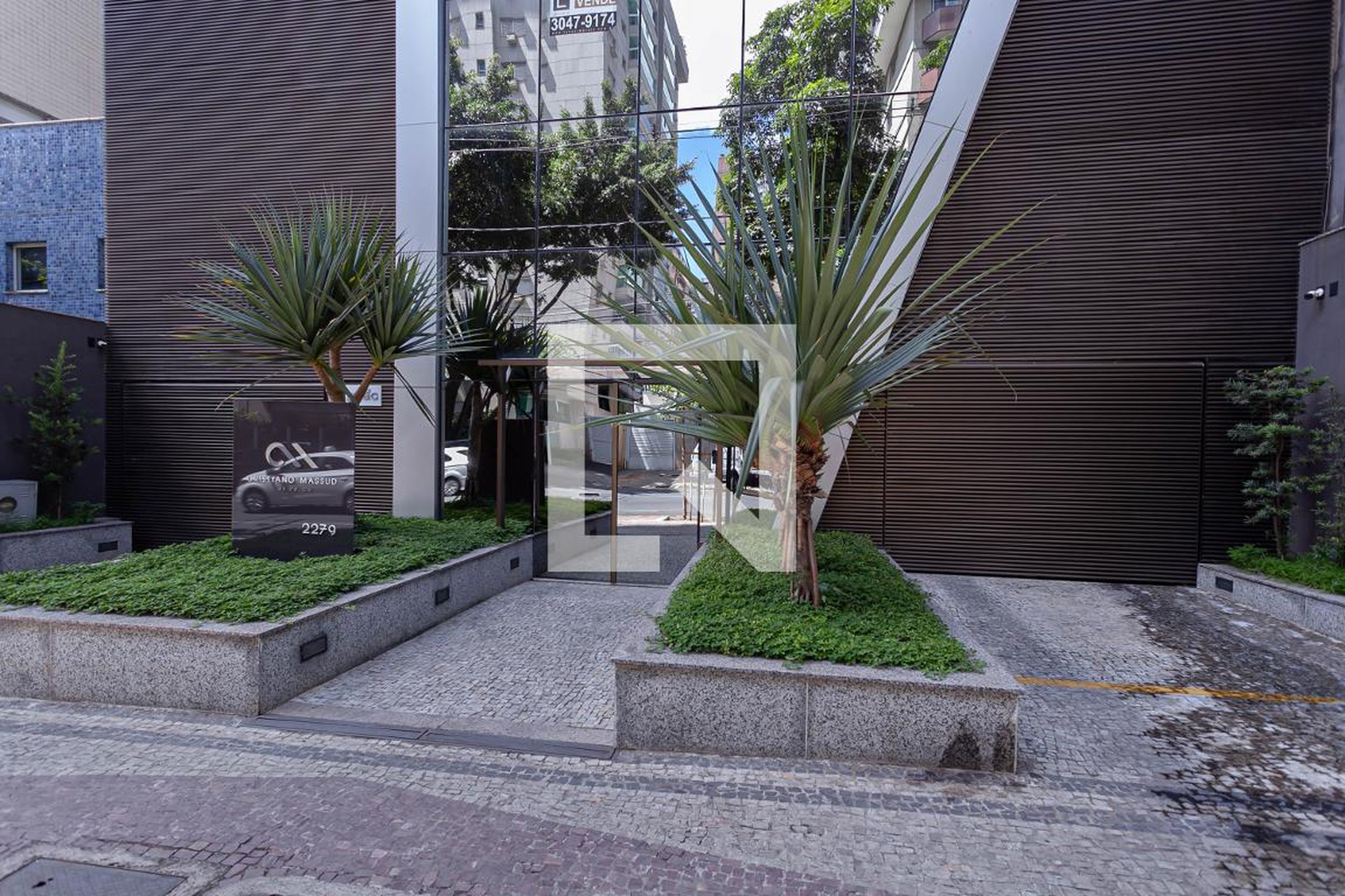 Fachada Condomínio em Rua Curitiba, 2275