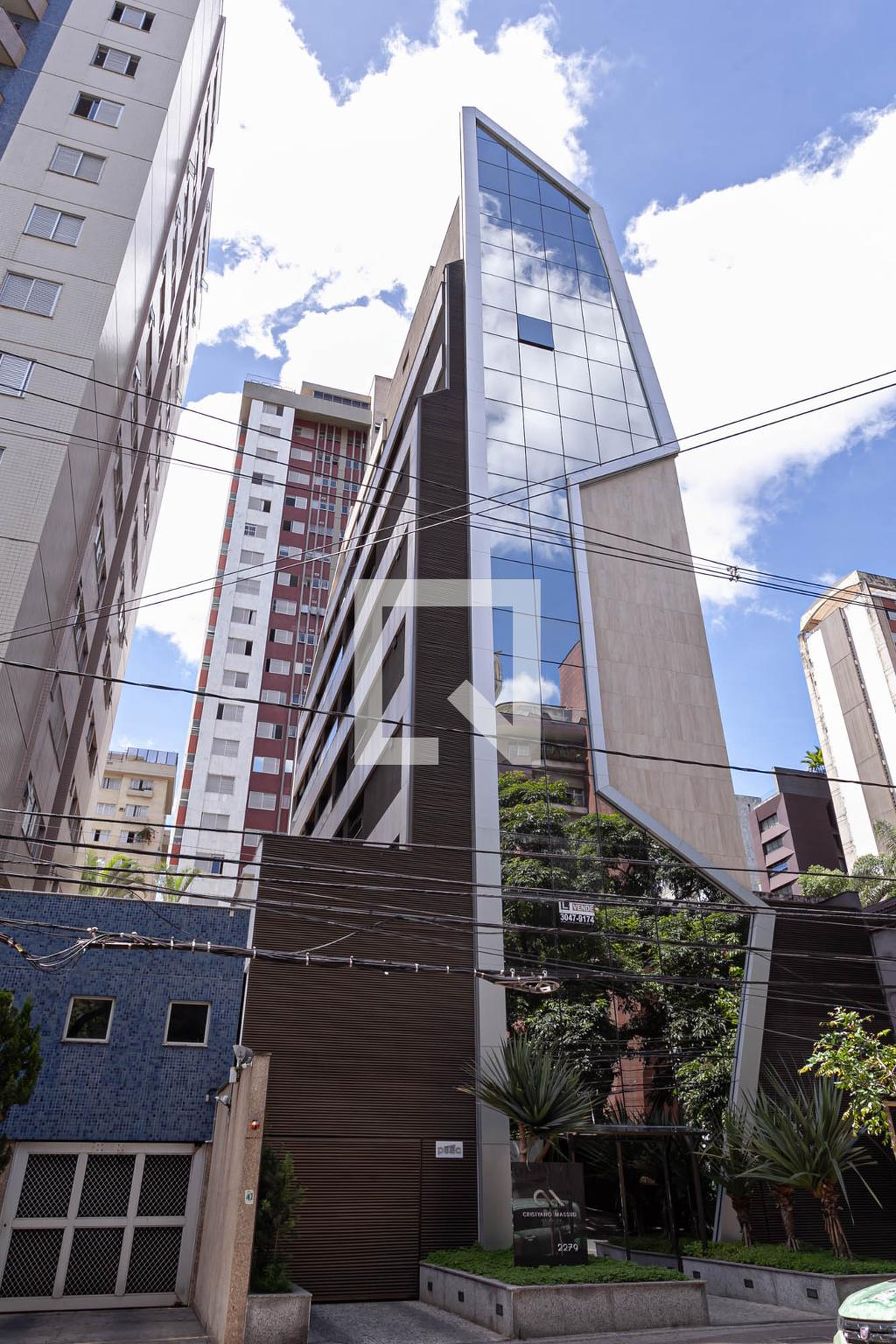 Fachada do Prédio Condomínio em Rua Curitiba, 2275