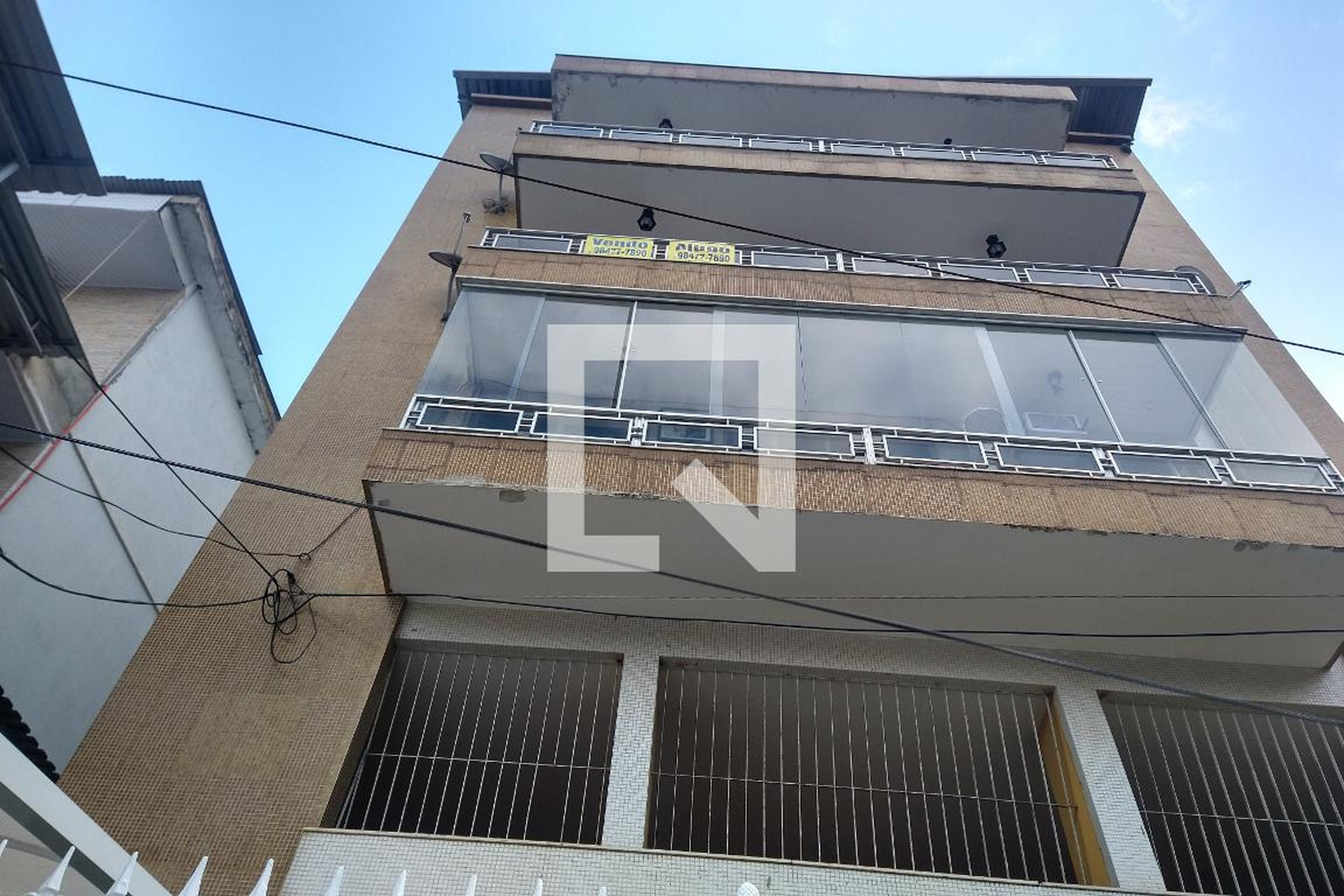 Fachada do Prédio Condomínio em Rua Joaquim Soares, 129