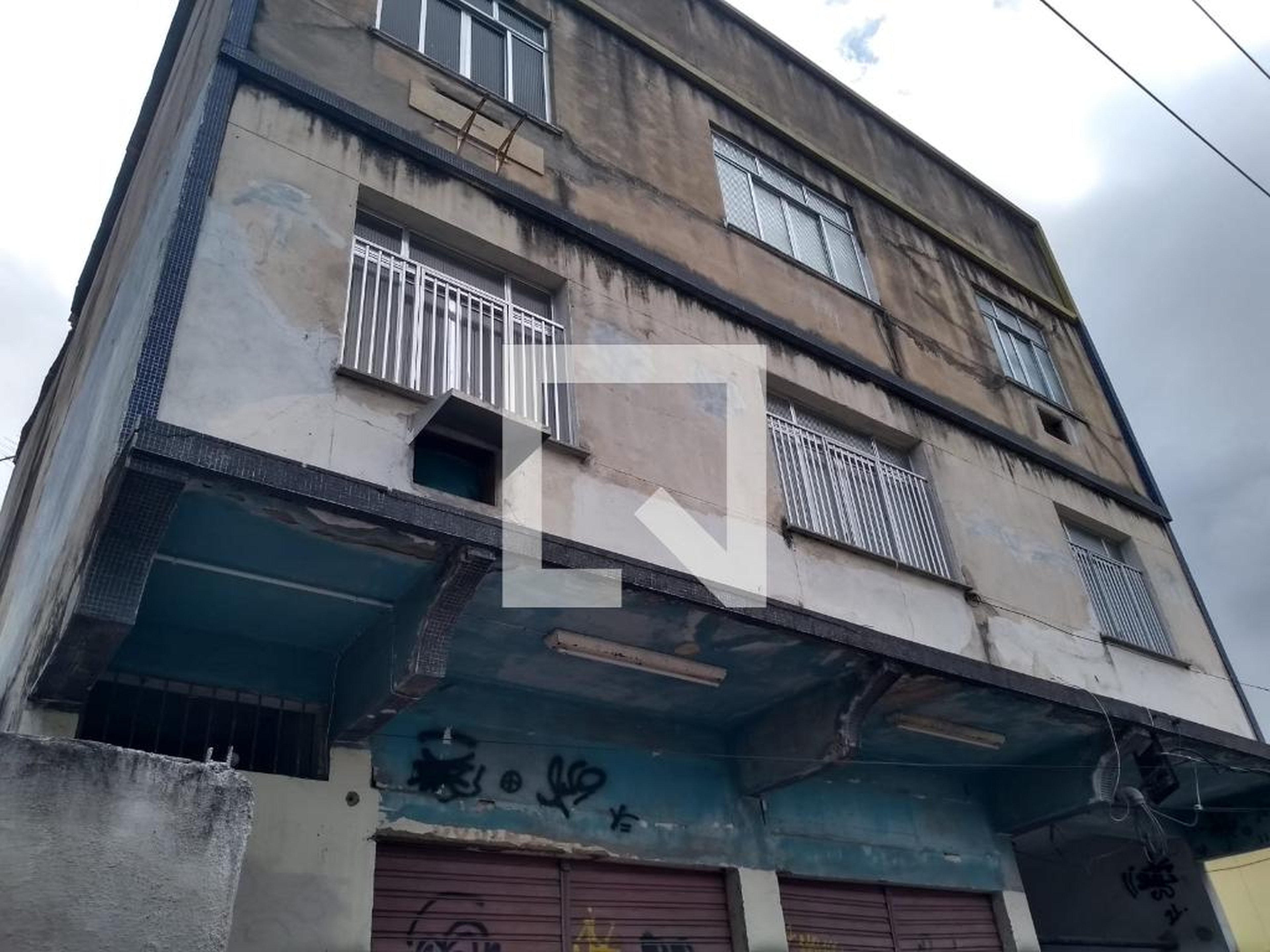 Fachada do Prédio Condomínio em Rua Vírgem Peregrina, 51