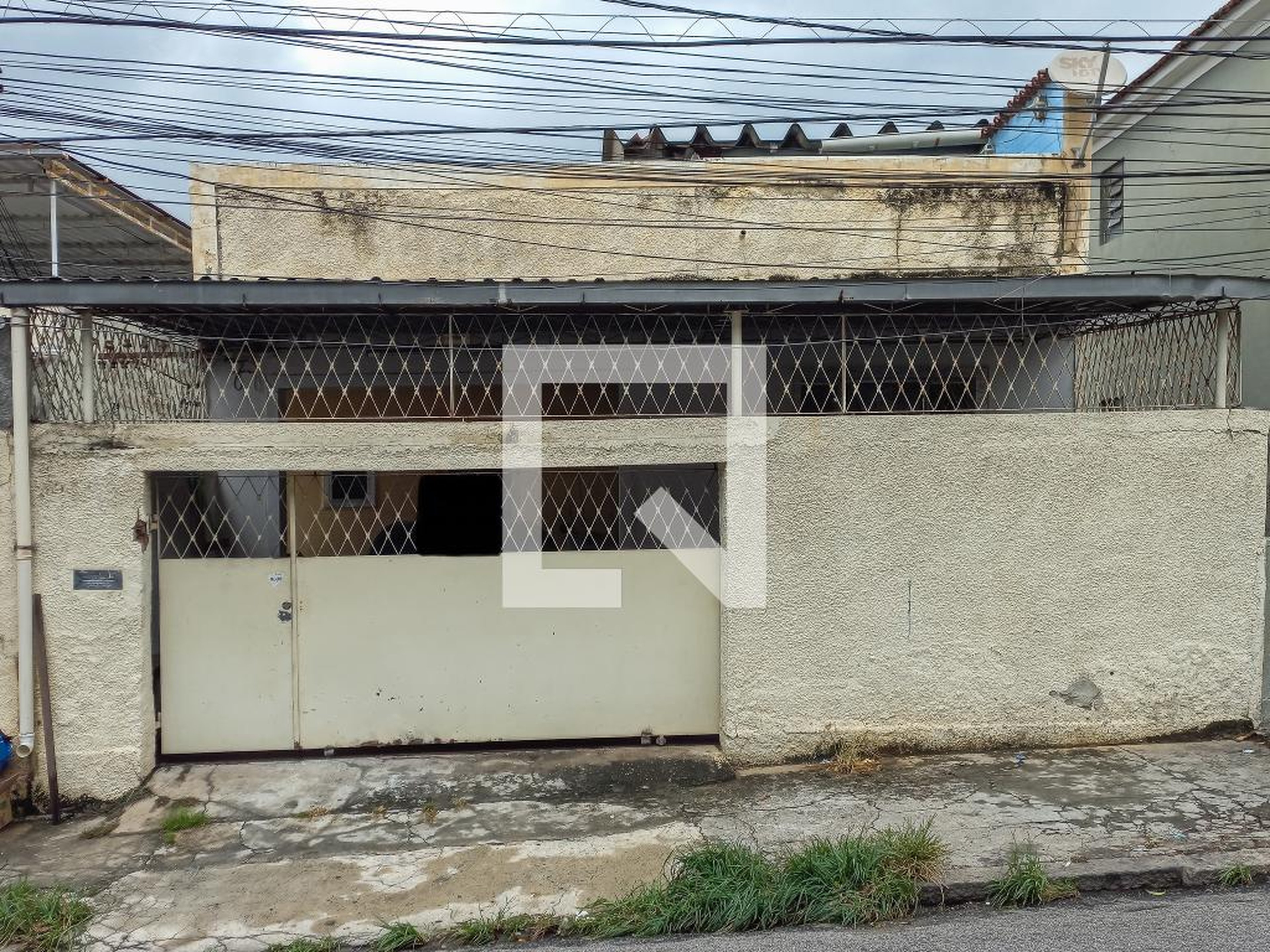 Fachada Condomínio em Rua Orica, 355