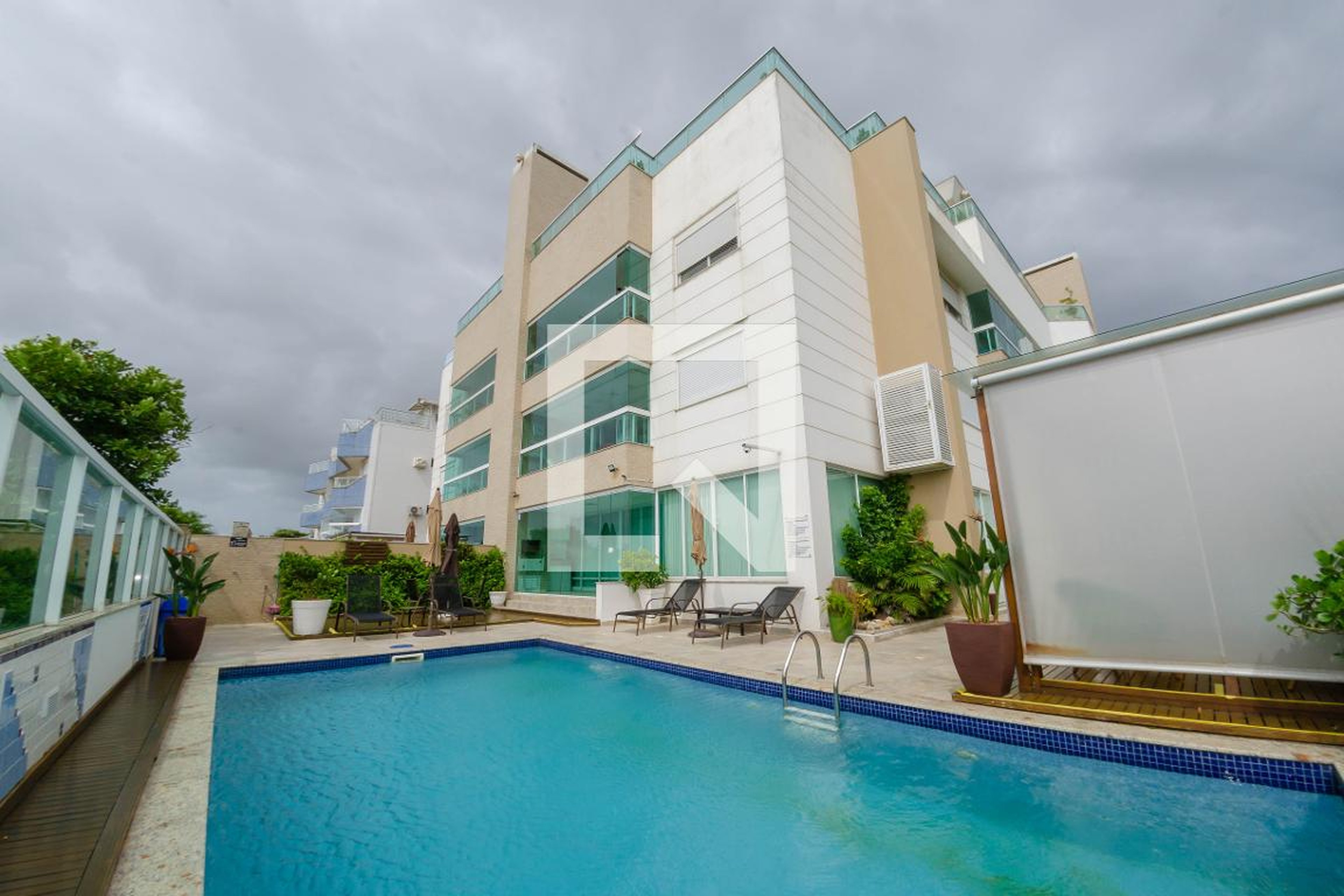 Piscina - Edifício Residencial Portomare