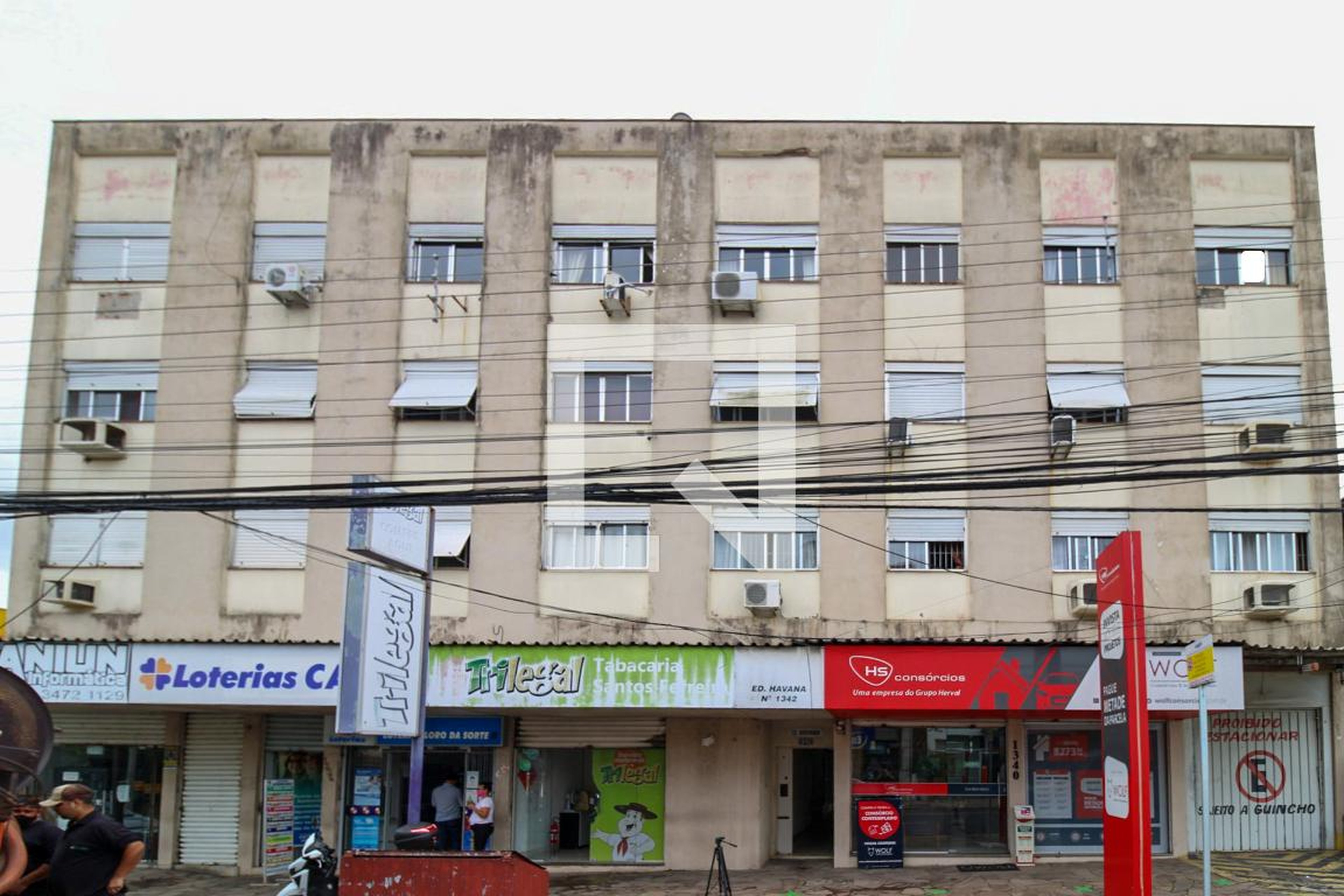 Fachada Condomínio em Av. Santos Ferreira, 1342