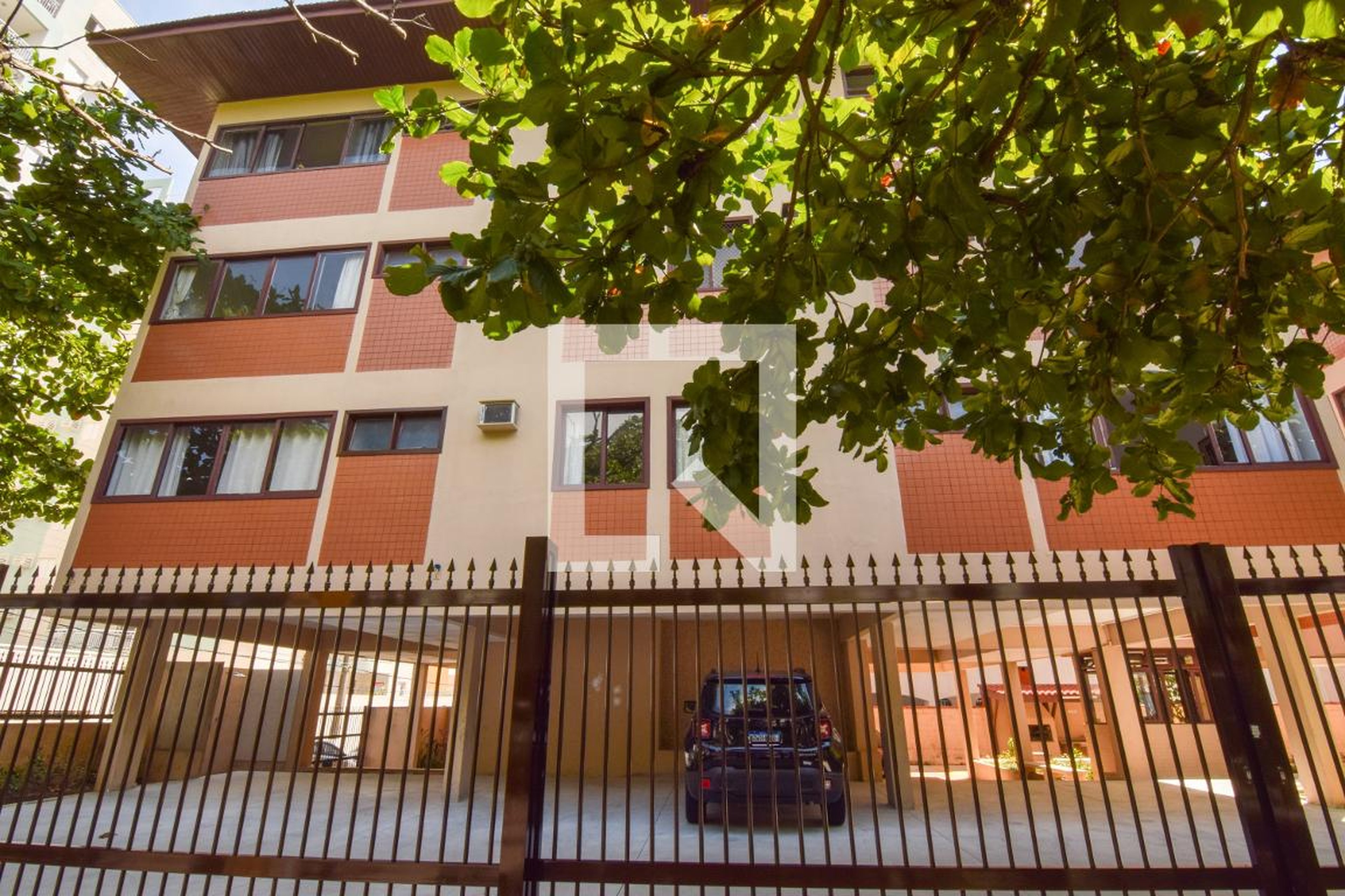 Fachada Condomínio Village