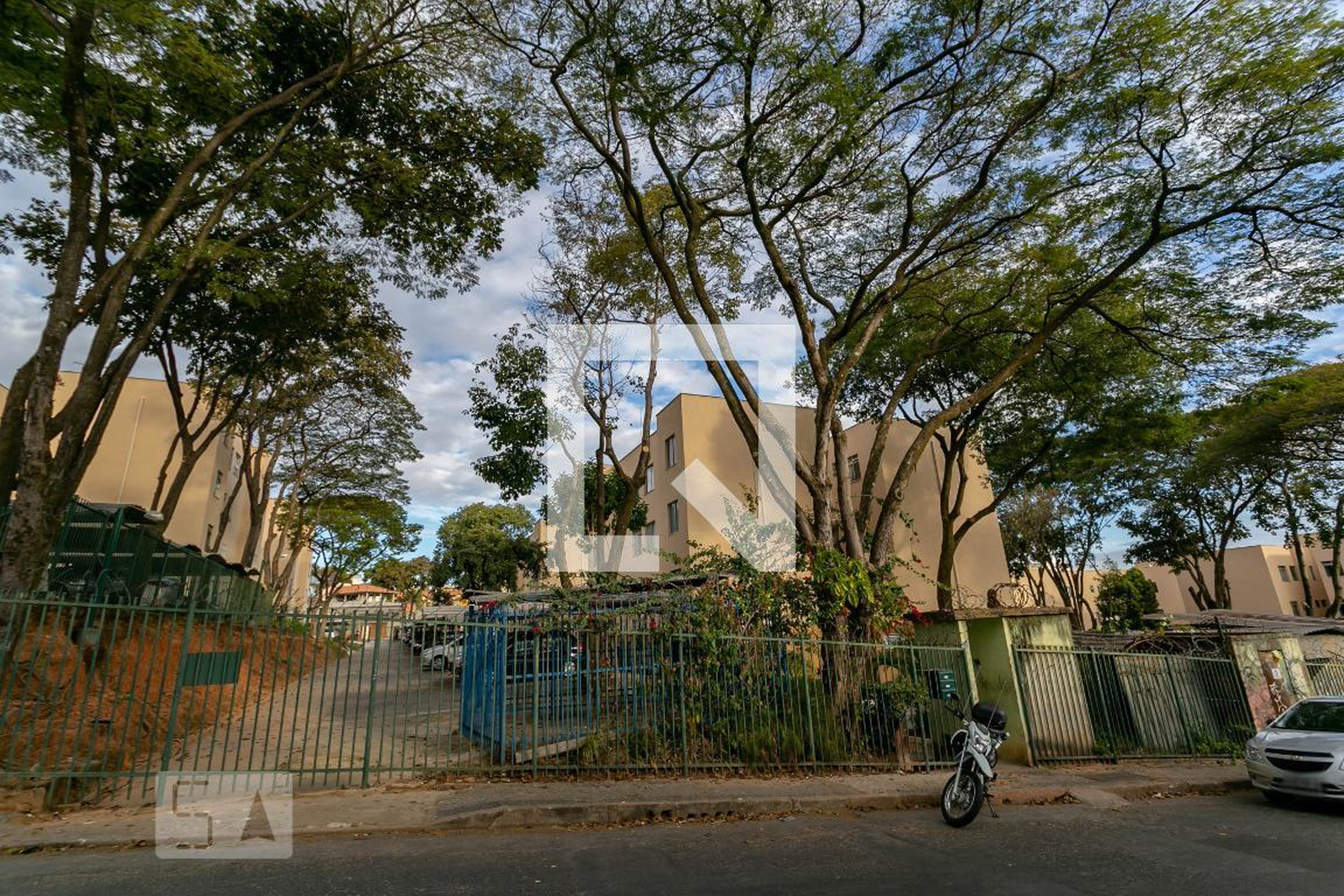 Fachada Condomínio Conjunto Floramar