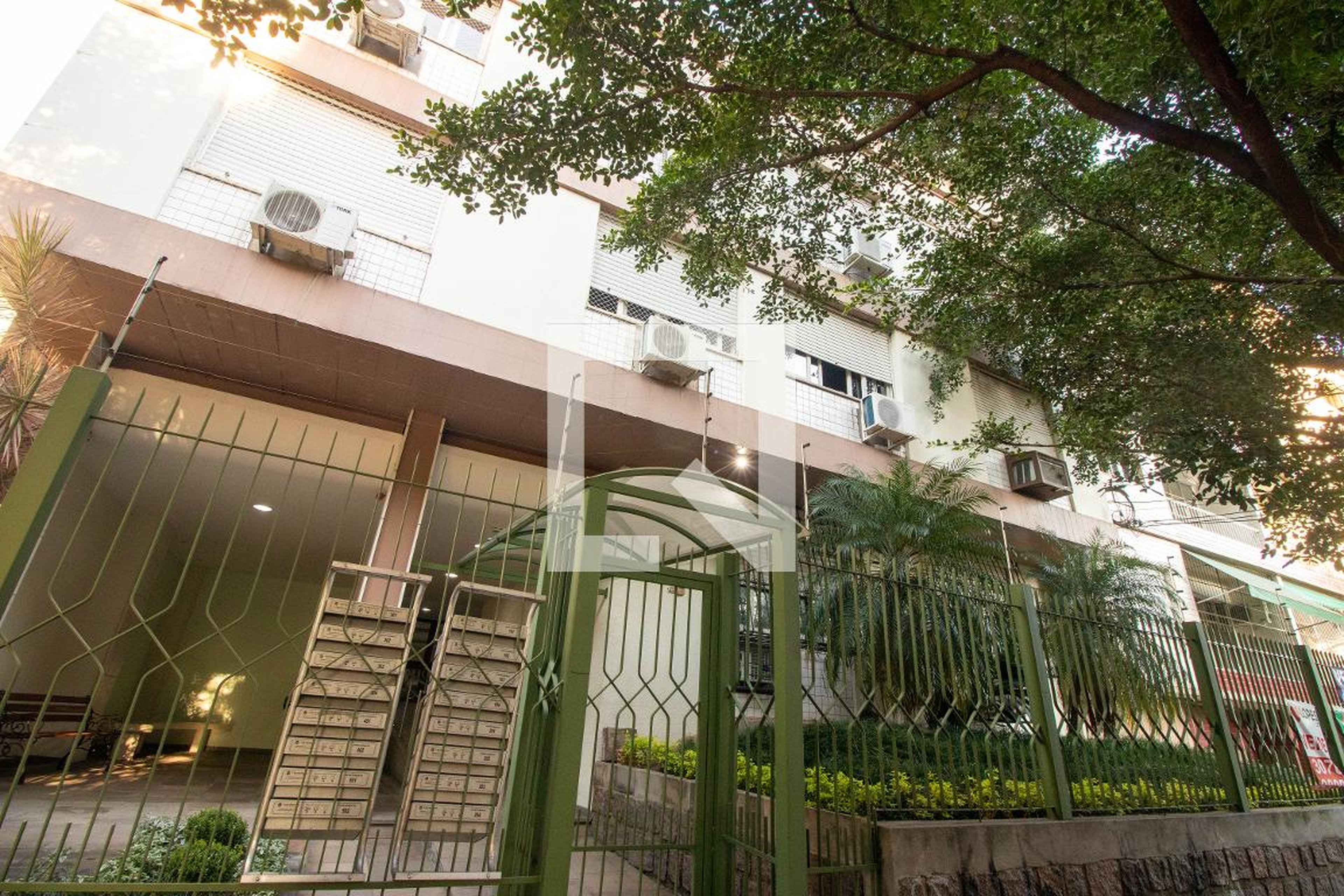 Fachada Condomínio em Rua General João Telles, 204