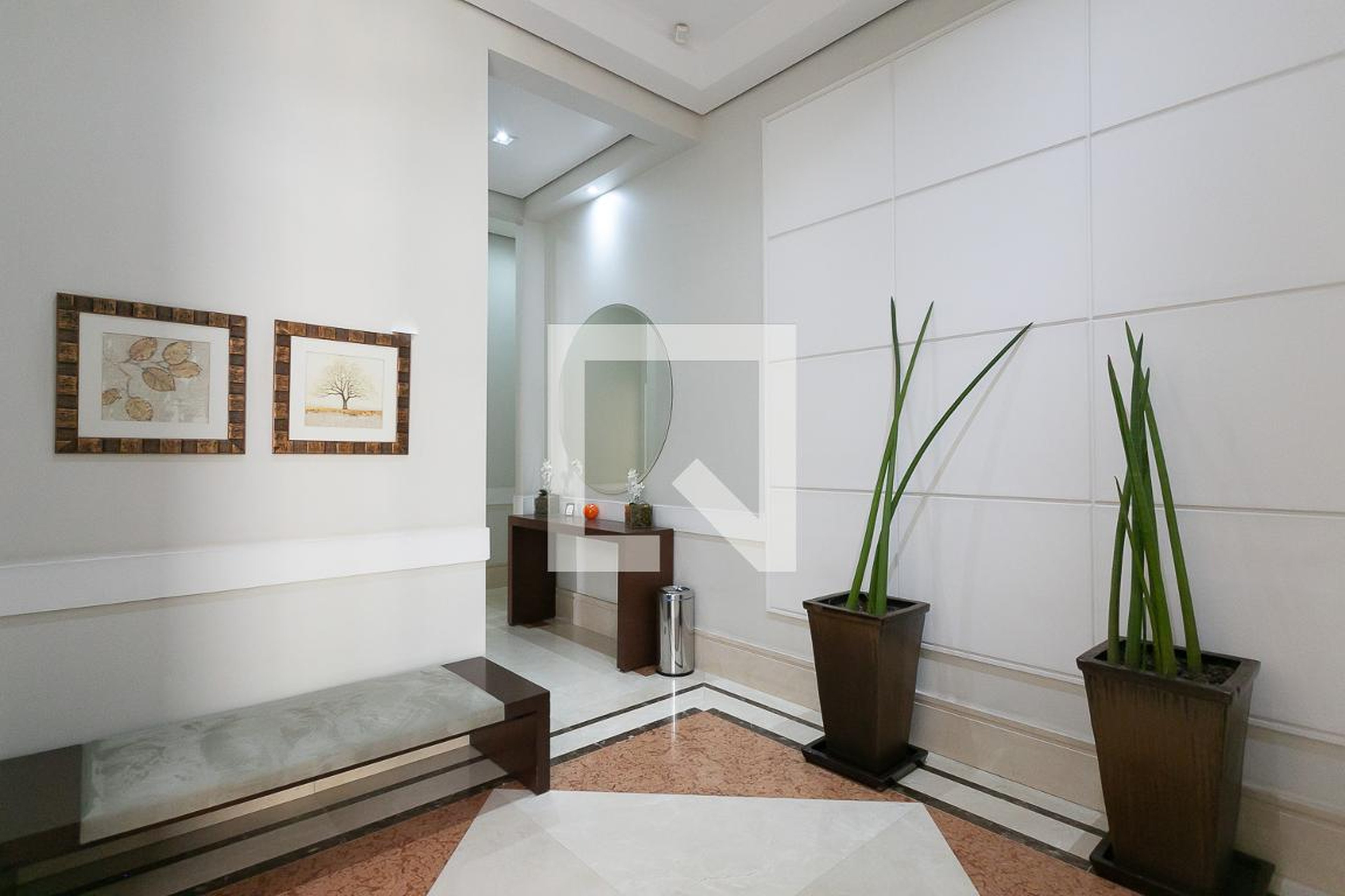 Hall - Celebrities Jardins