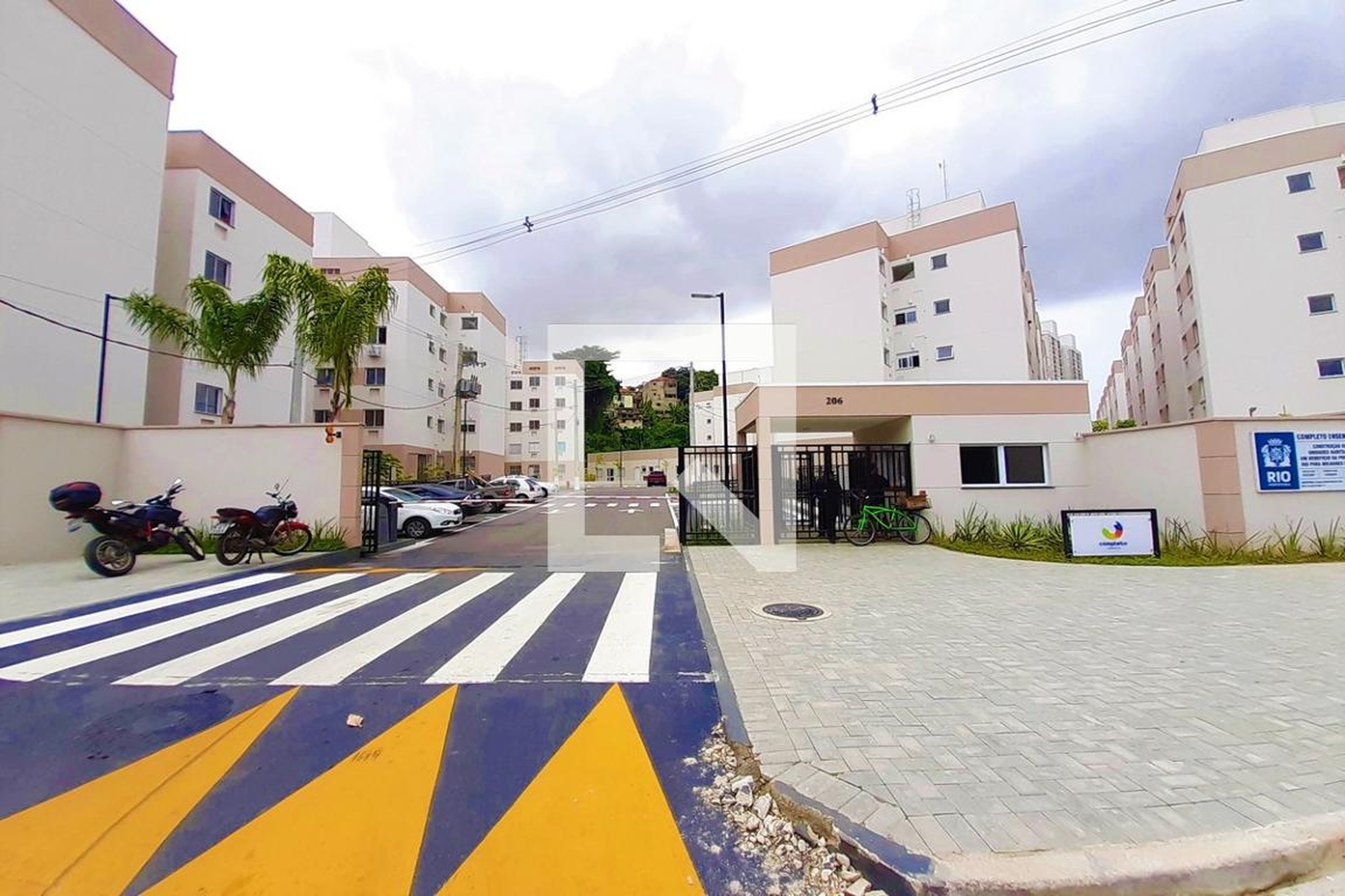 Fachada do Condomínio Condomínio Completo Engenho Novo