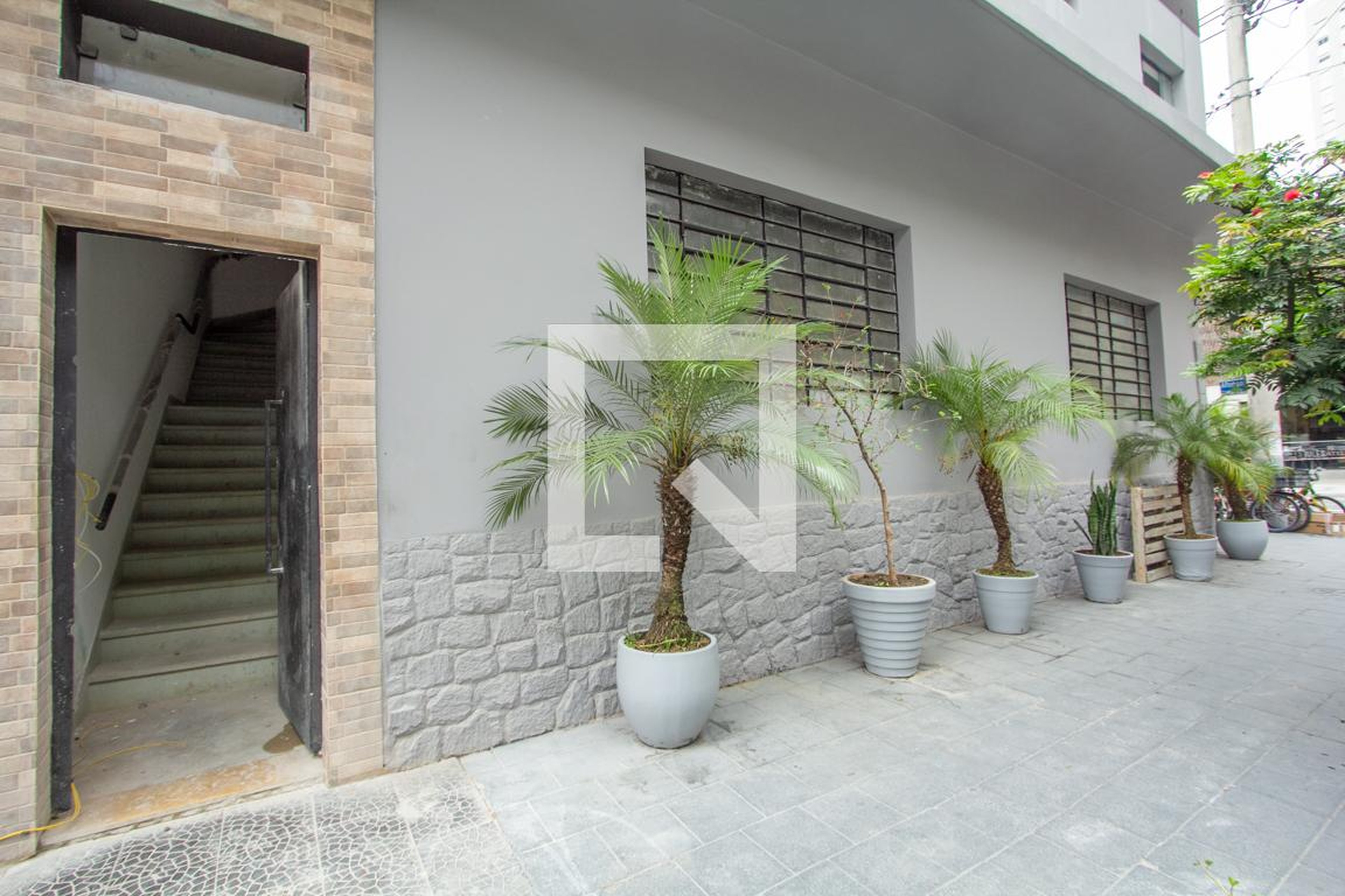 Fachada Condomínio em Rua Escobar Ortiz, 741