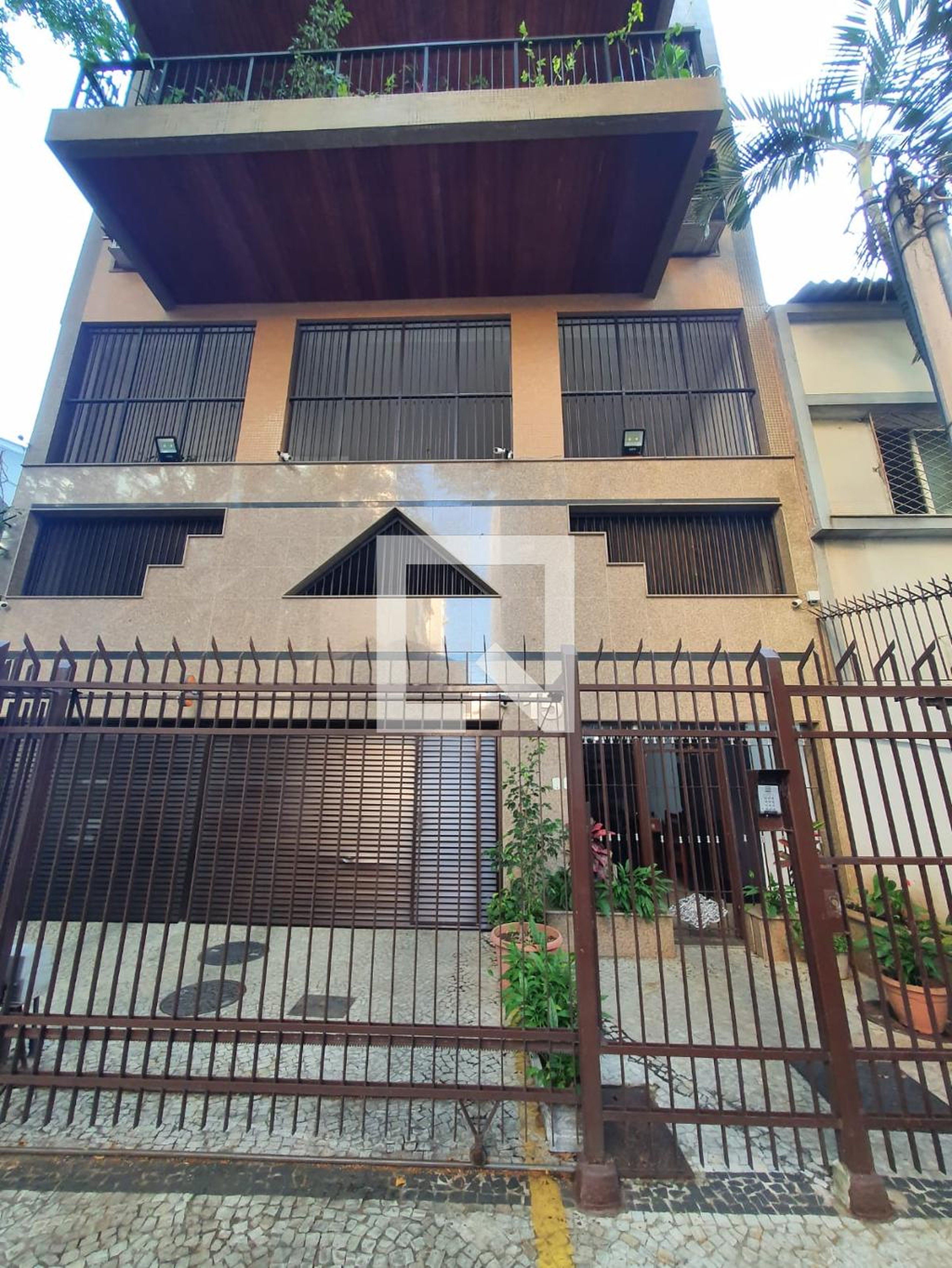 Fachada Condomínio Morales de Los Rios