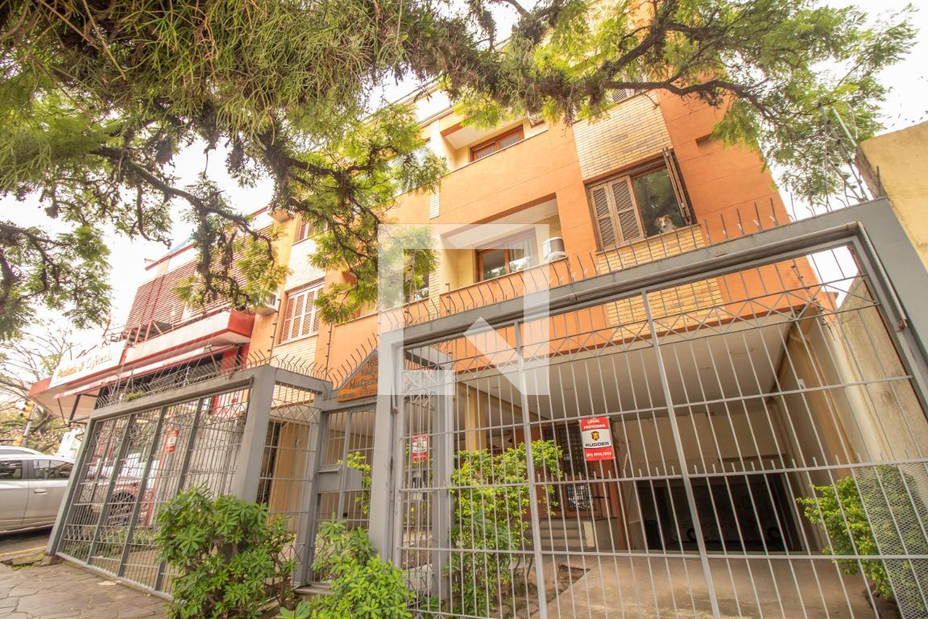 Fachada Edifício Mutzebeaux