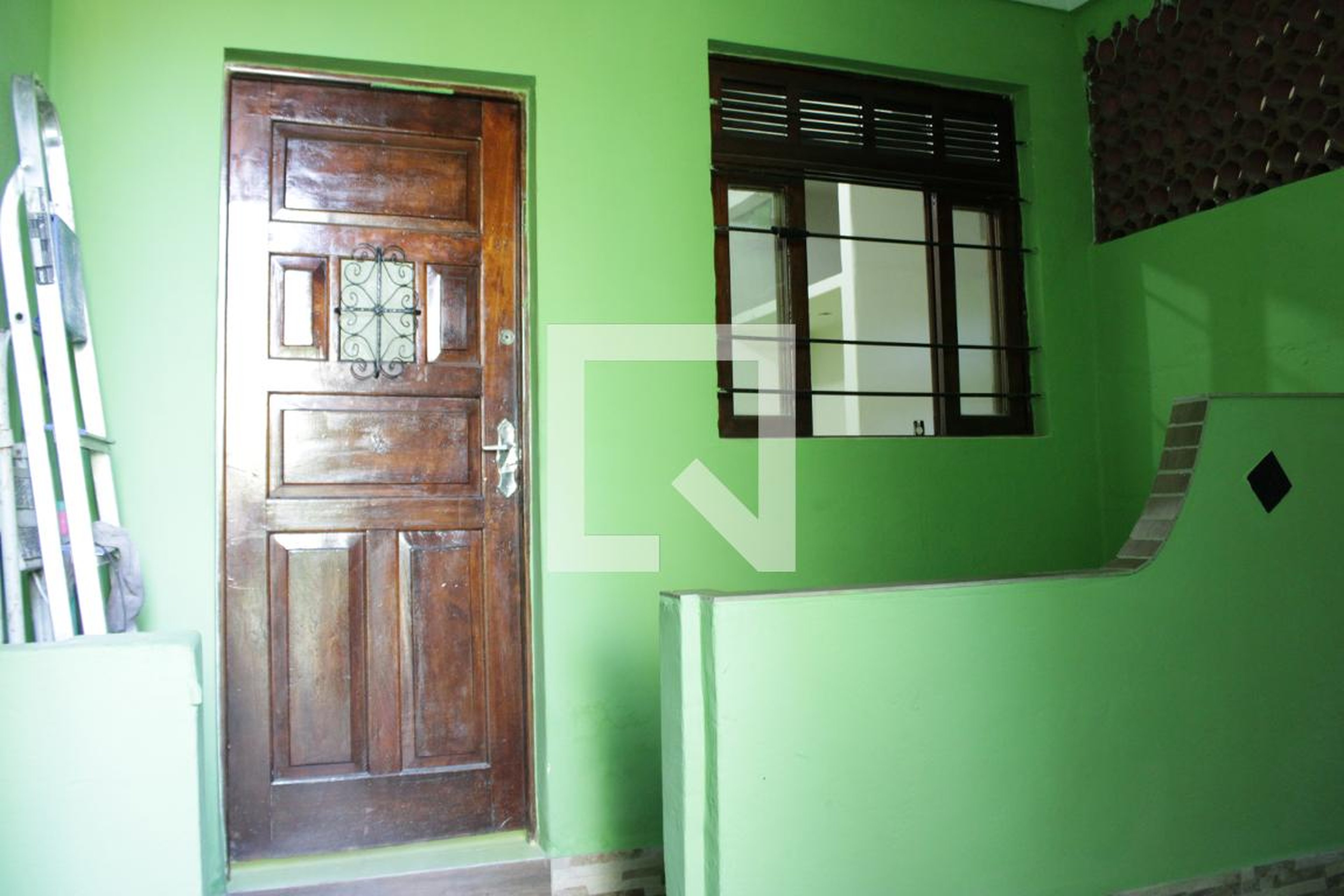 Fachada Condomínio em Rua Ada, 263