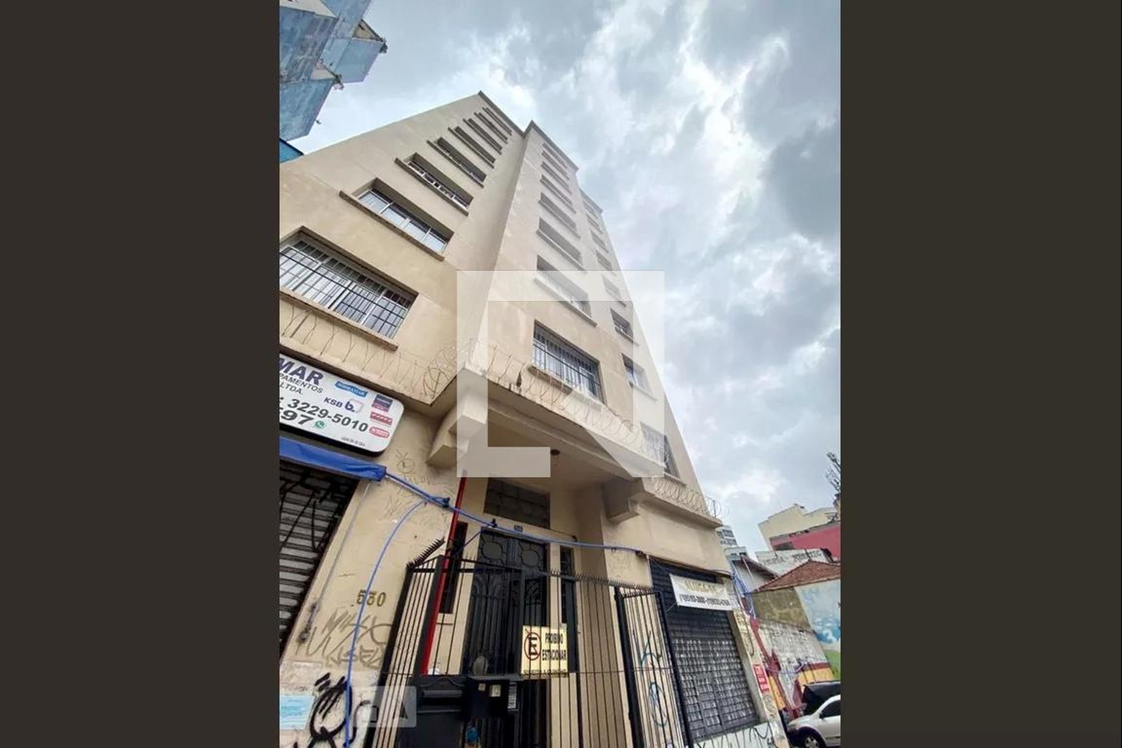 Fachada Condomínio Maria Constancia