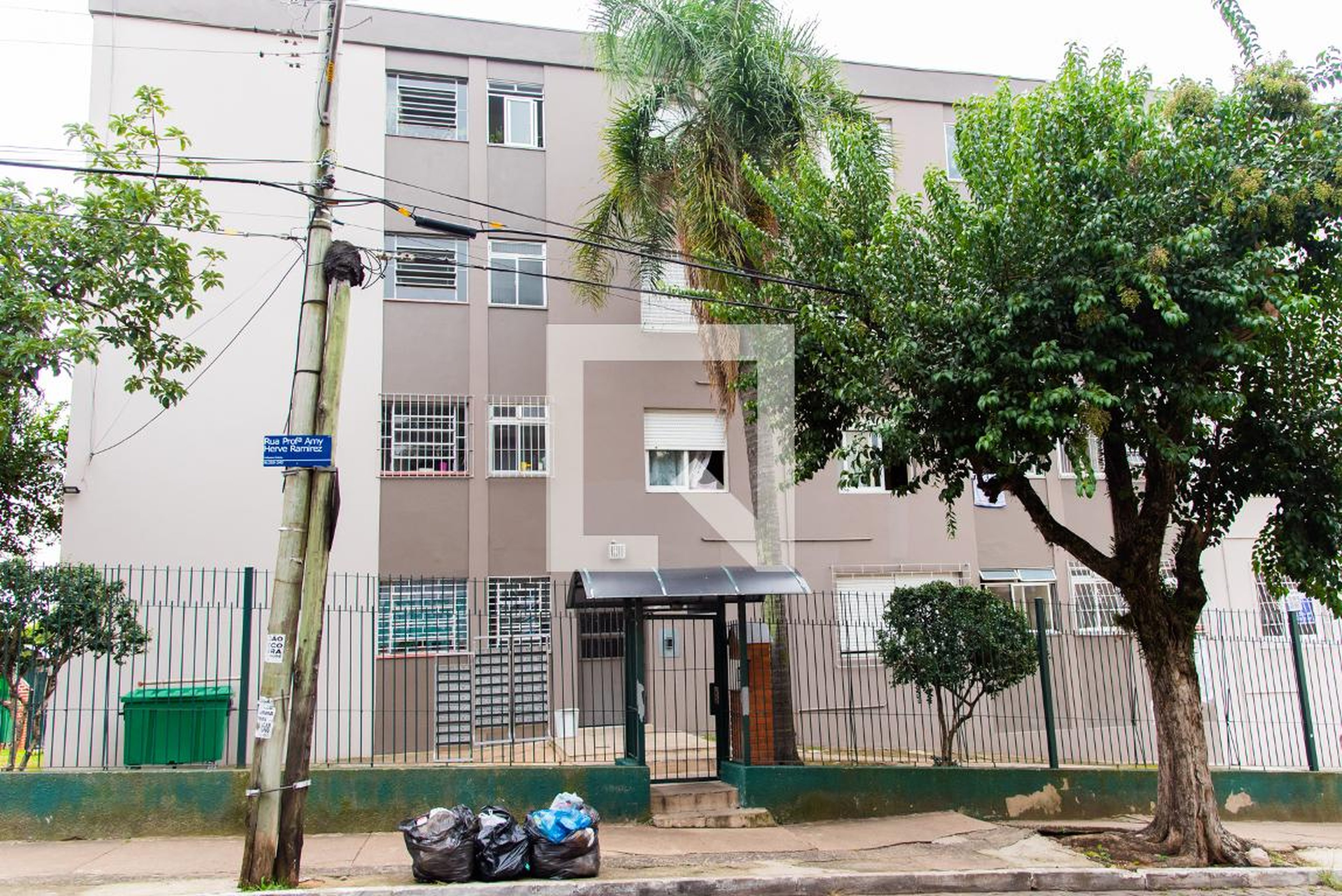 Fachada Condomínio Januaria