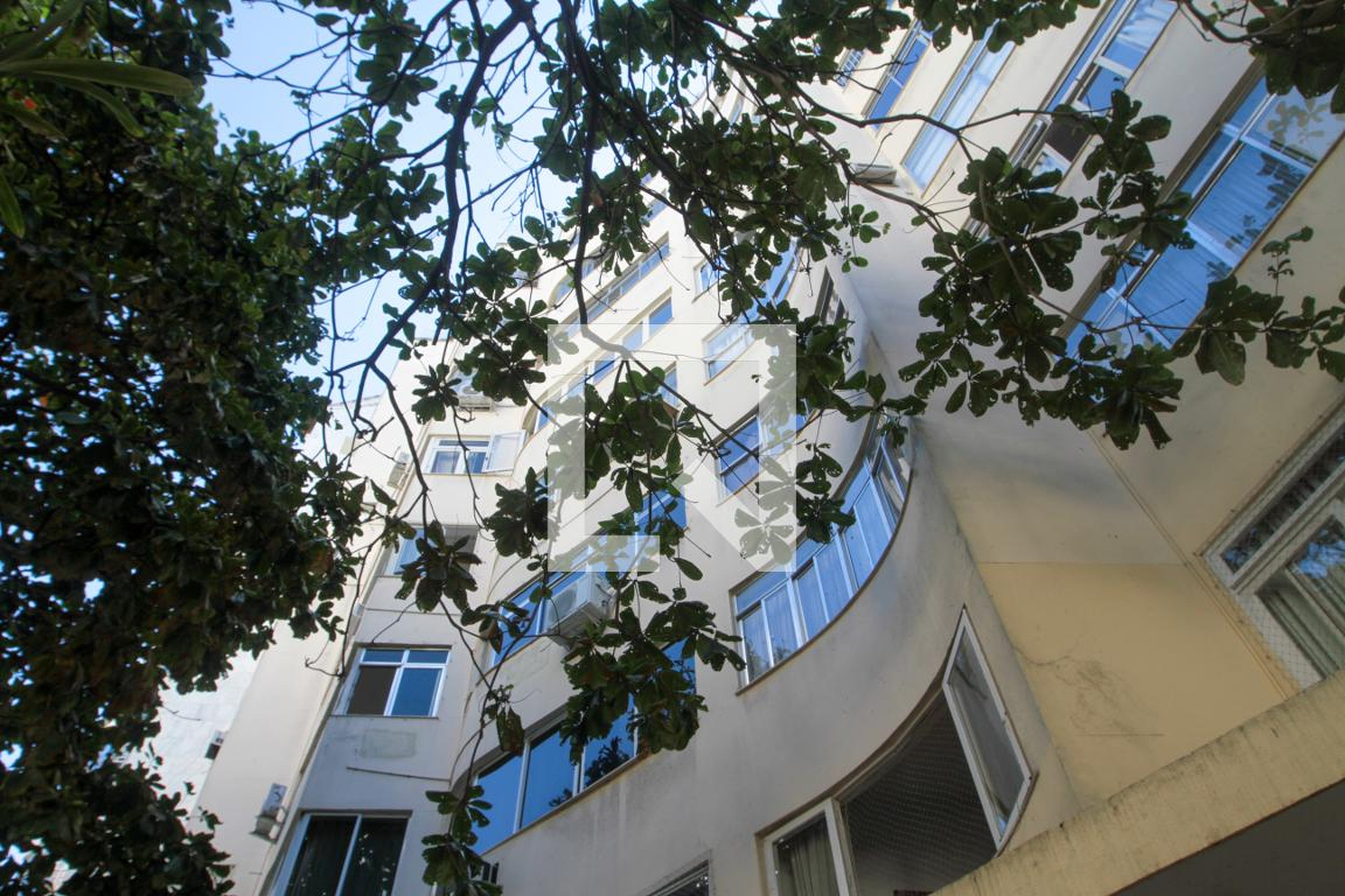 Fachada do Prédio Condomínio Piraúba