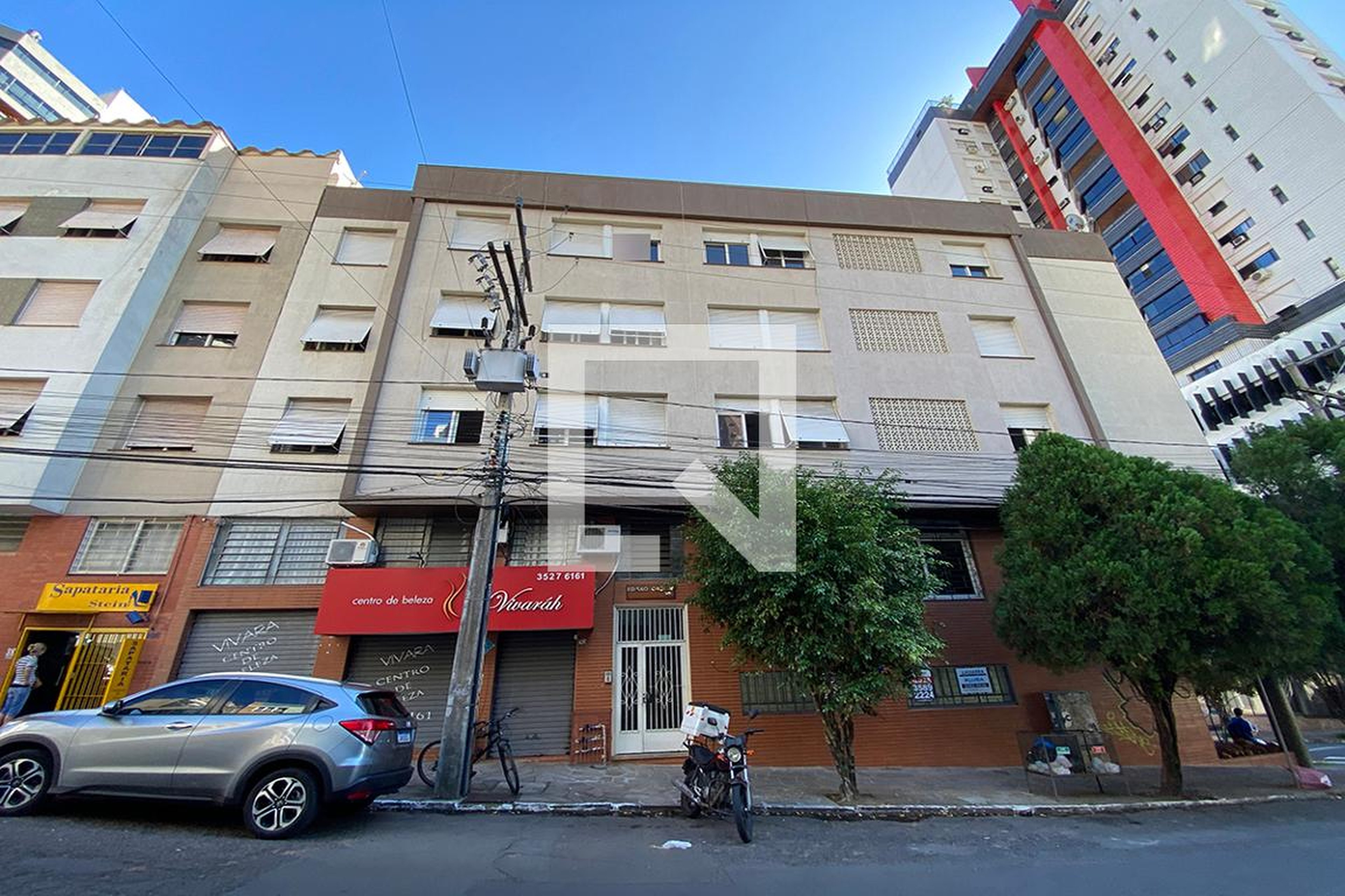 Fachada do Condomínio Condomínio em Joaquim Pedro Soares, 306