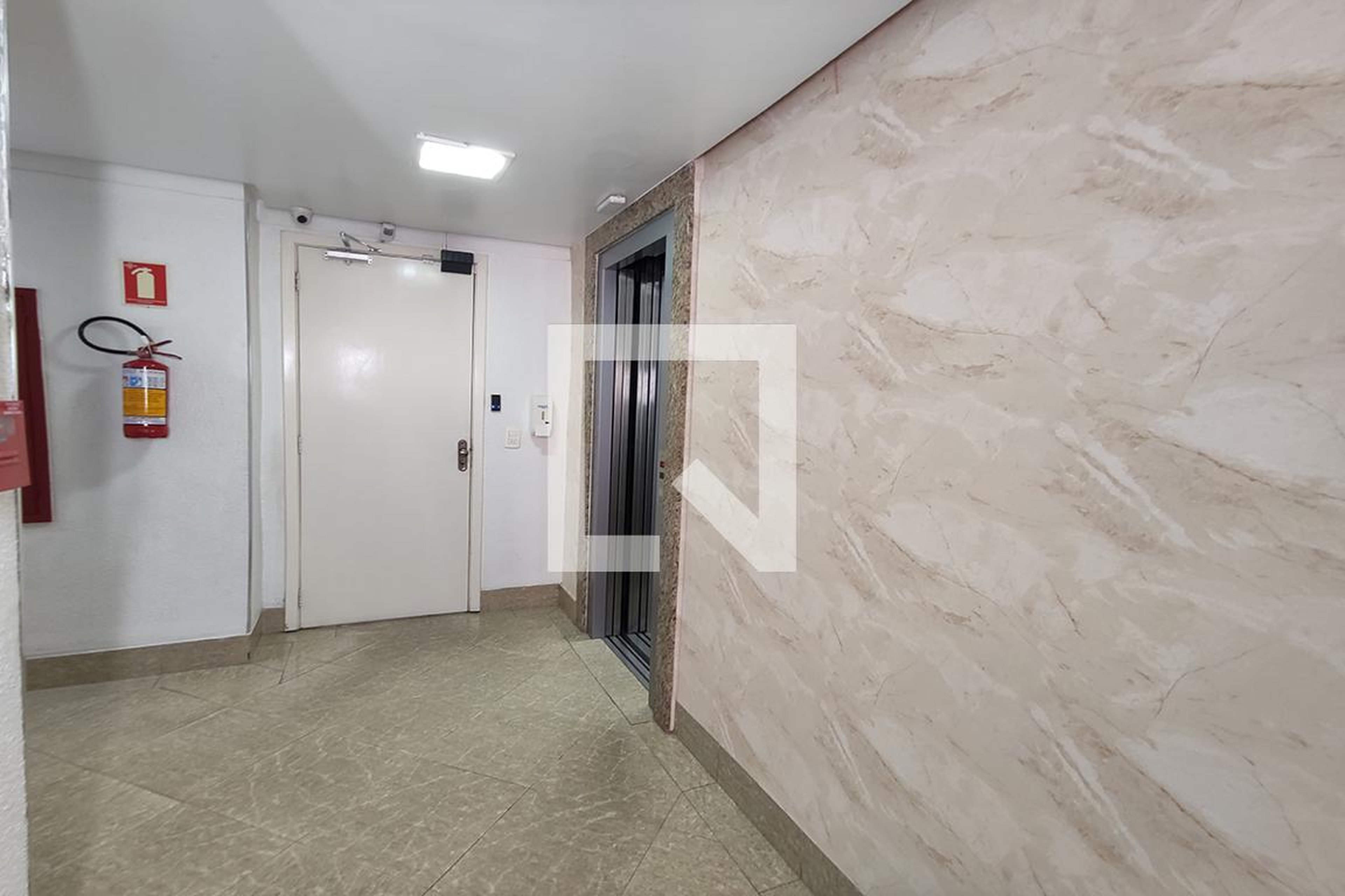 Elevador - Alameda Brasil