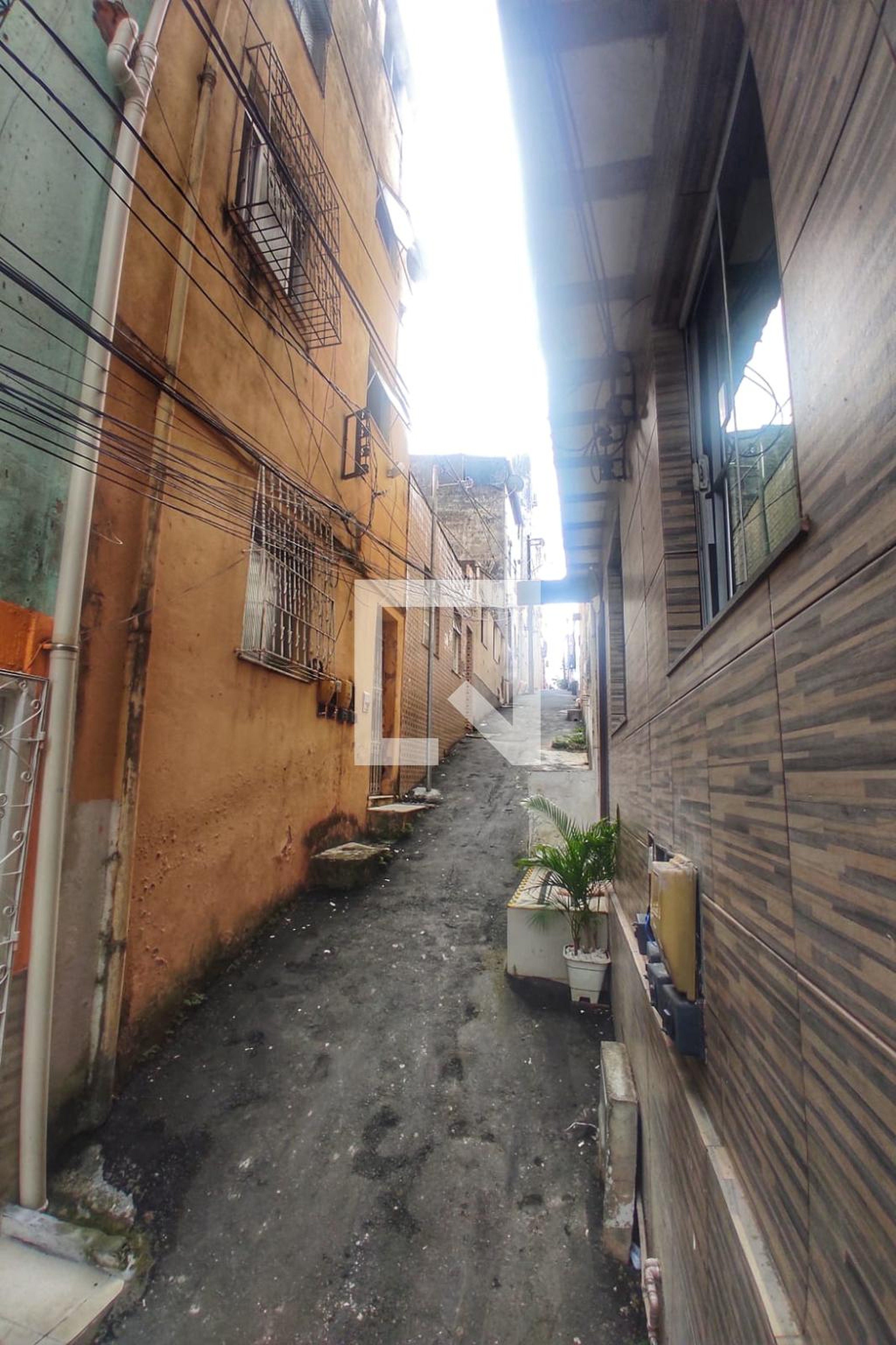 Fachada Condomínio em Avenida Dom João VI, 397