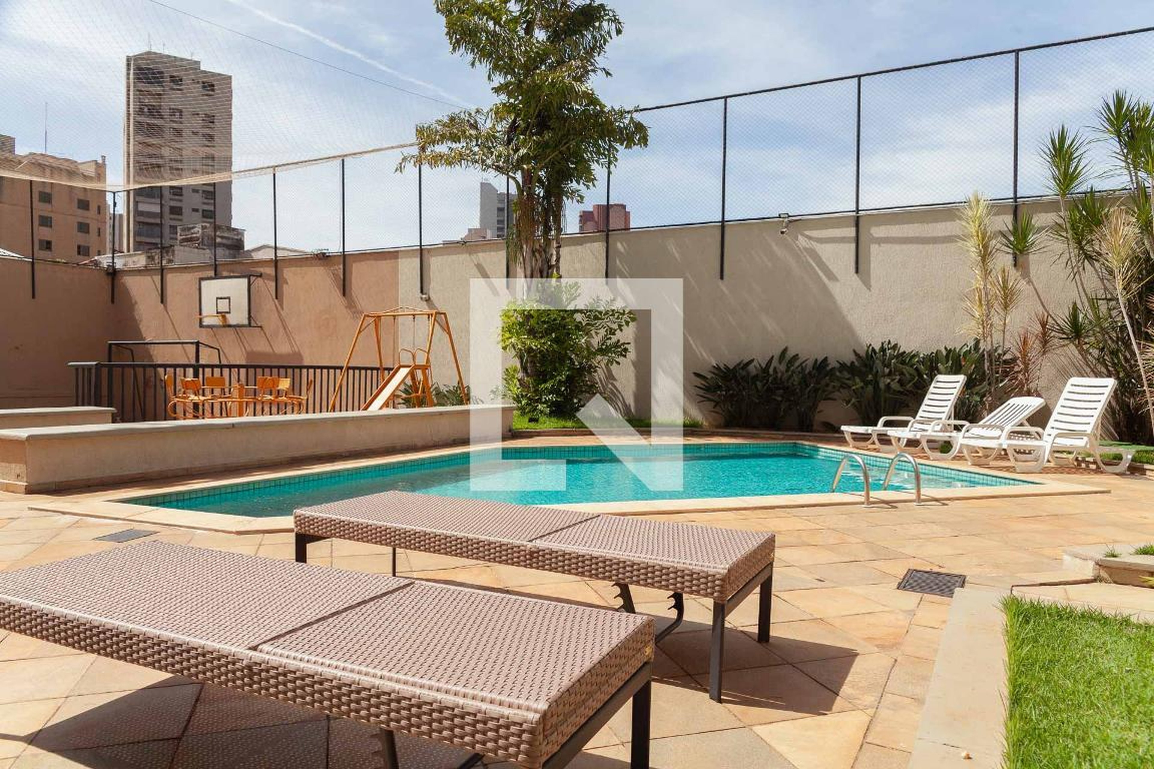 Piscina - Edifício Flamboyant