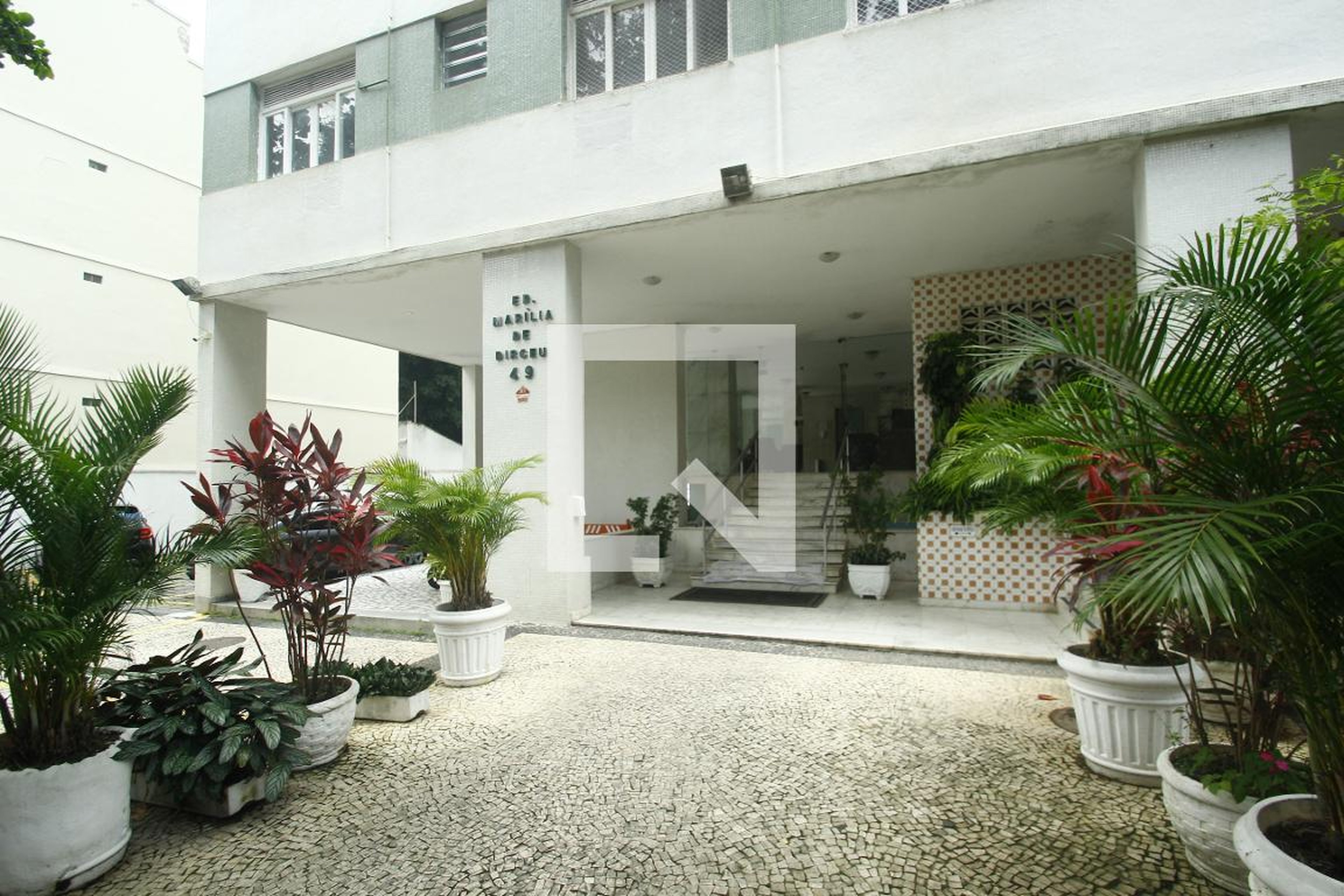 Entrada do Prédio - Marília de Dirceu