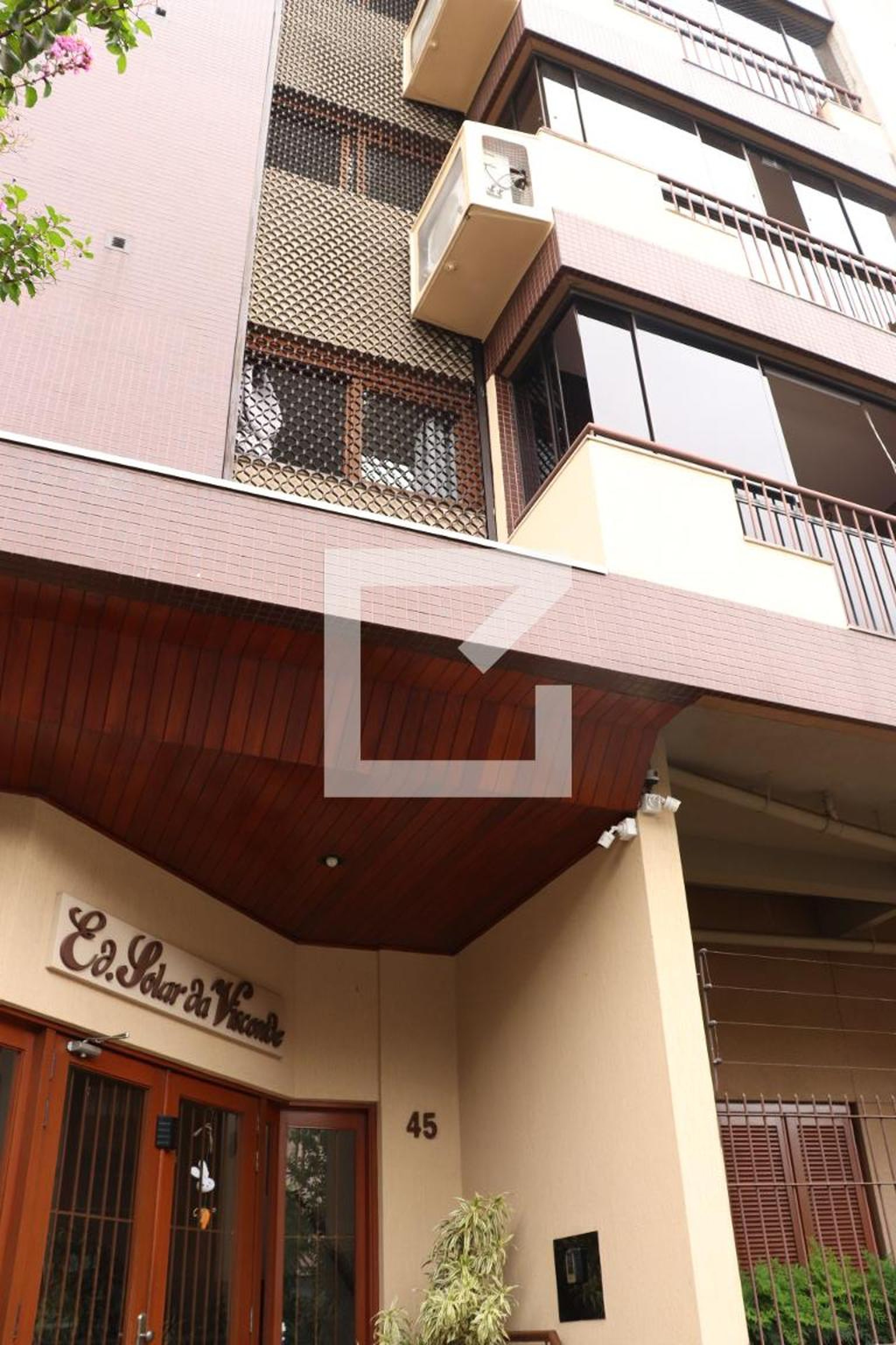 Fachada Condomínio em Rua Visconde de São Leopoldo, 45