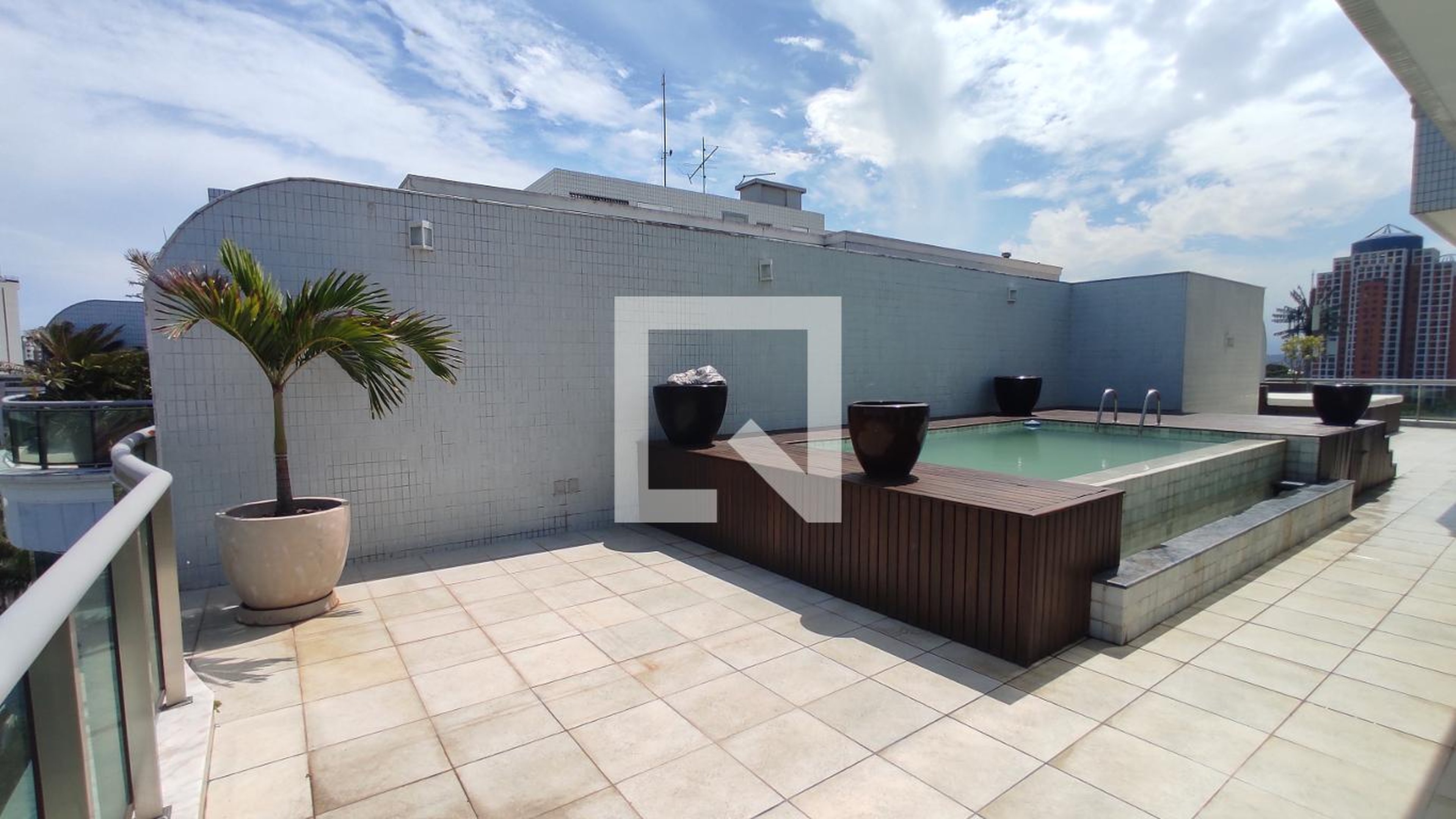 Piscina Coberta - Les Residences de Monaco