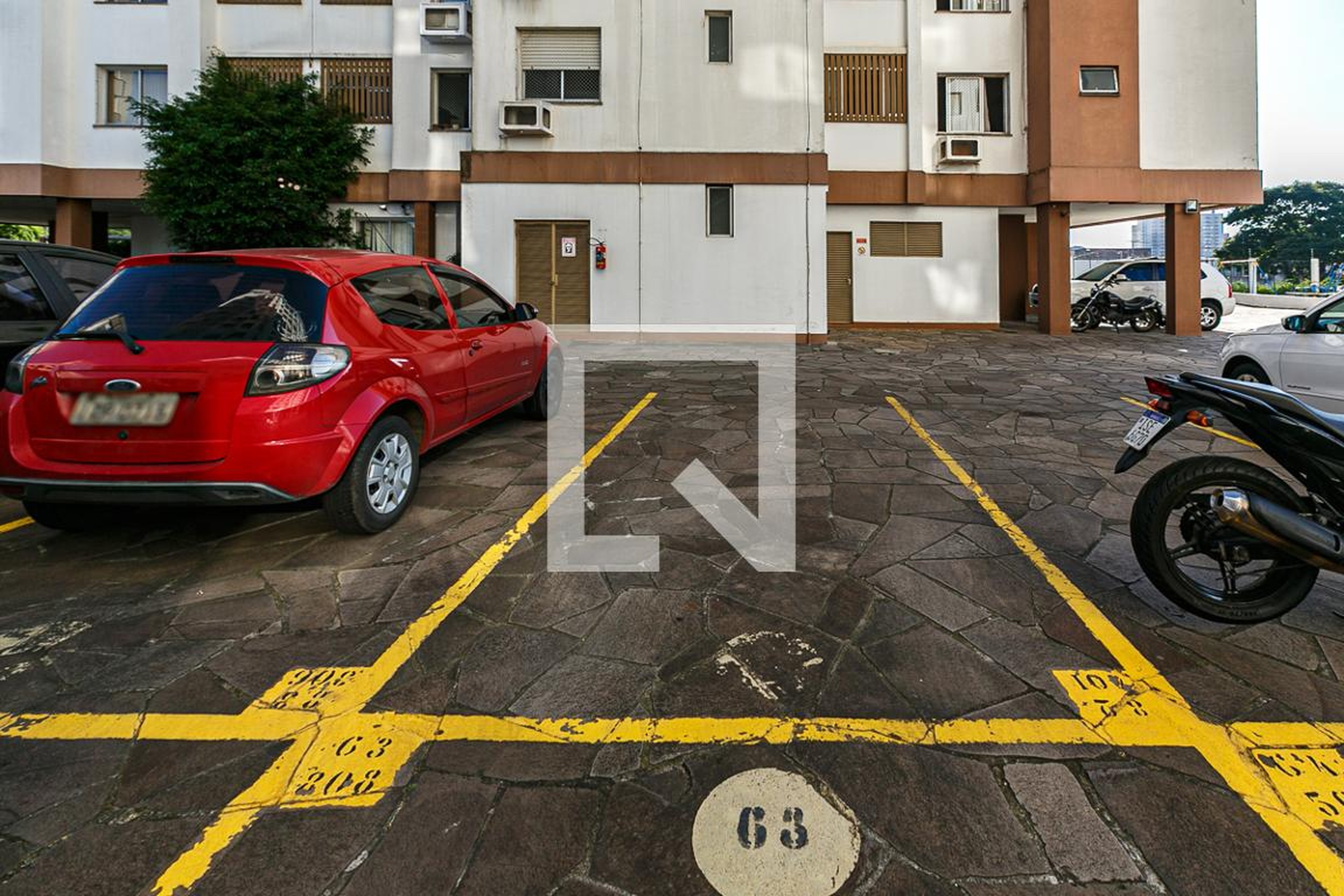 Estacionamento - Edifício Villa Trastevere