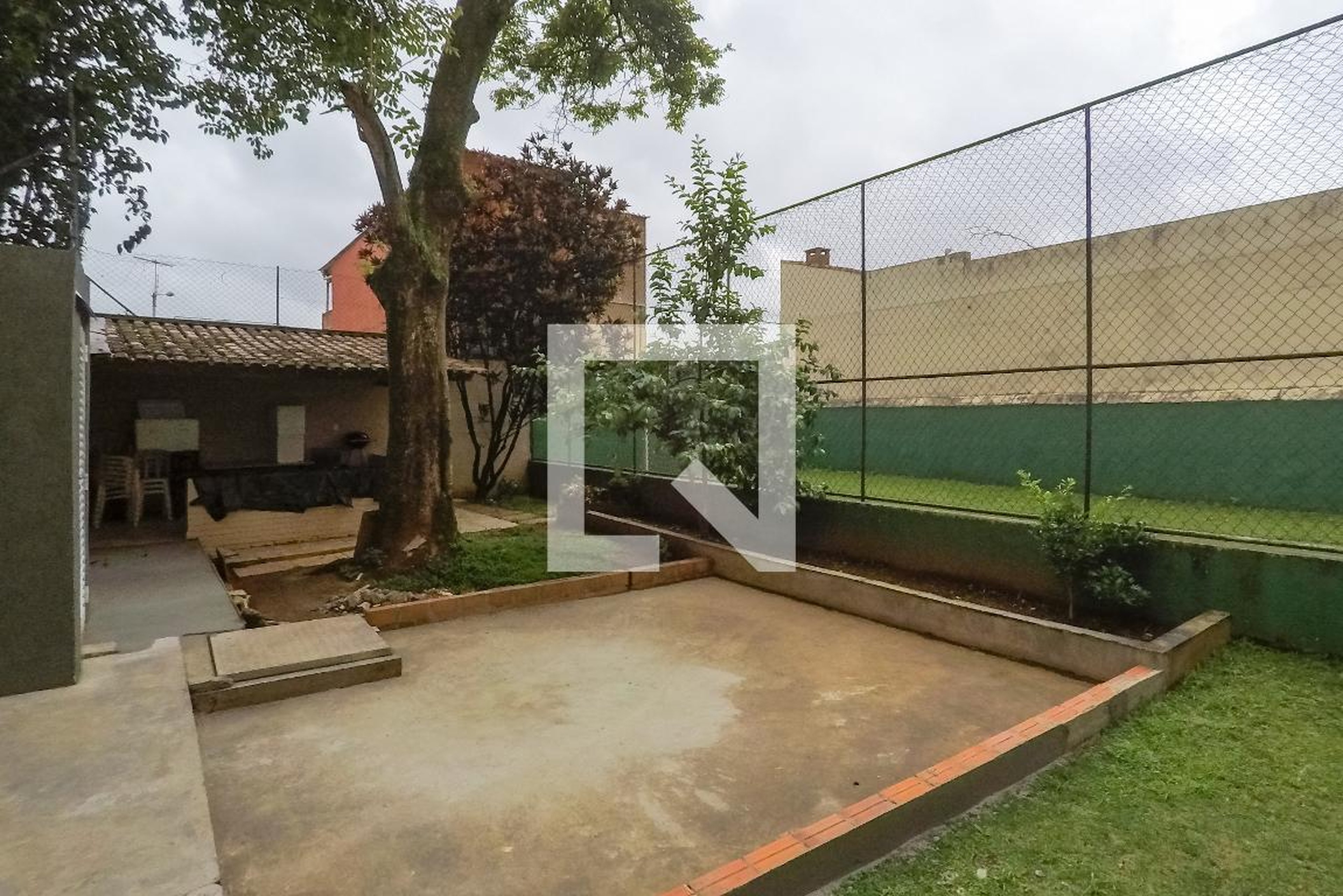 Área Externa - Poly