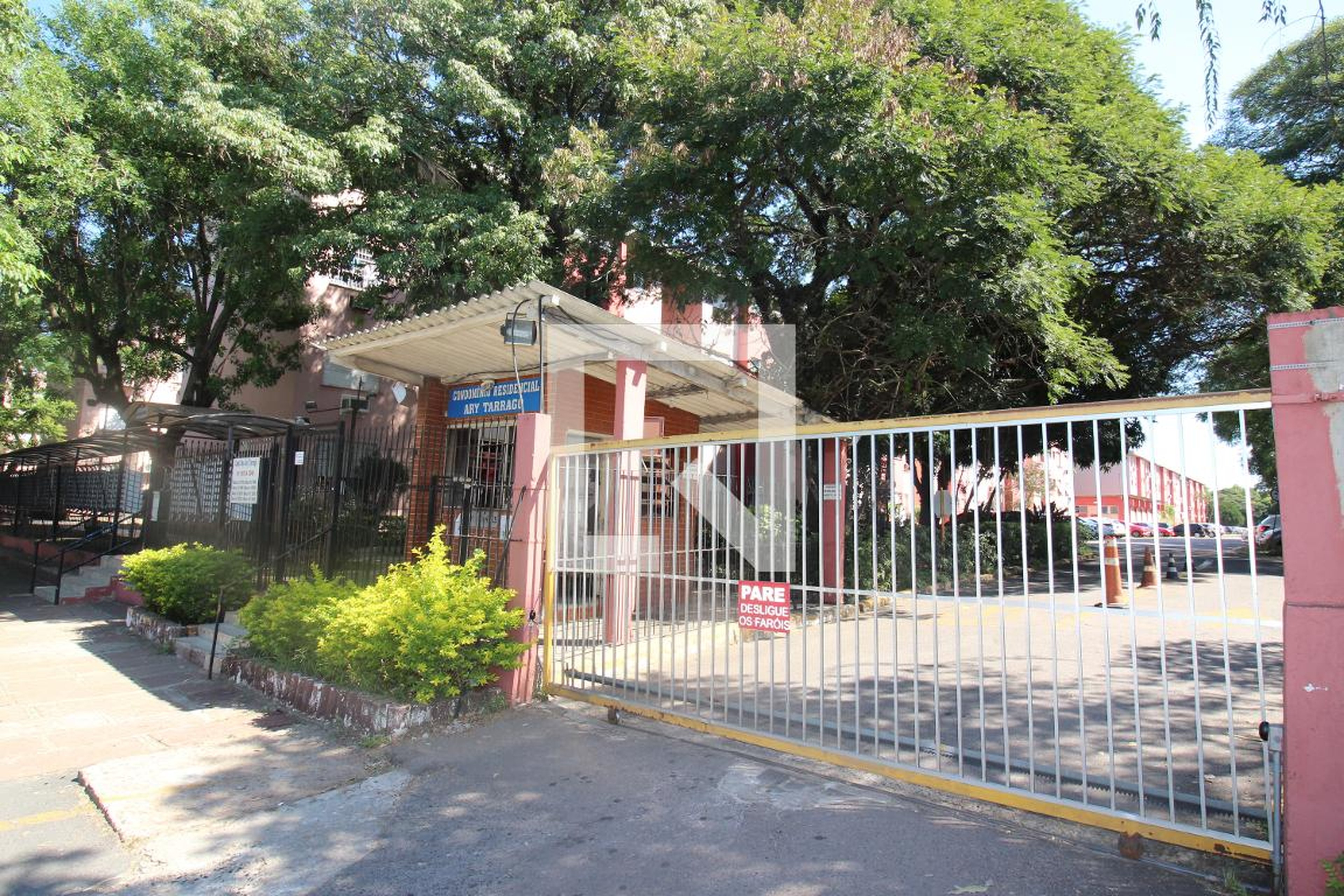 Fachada do Condomínio Residencial Ary Tarragô