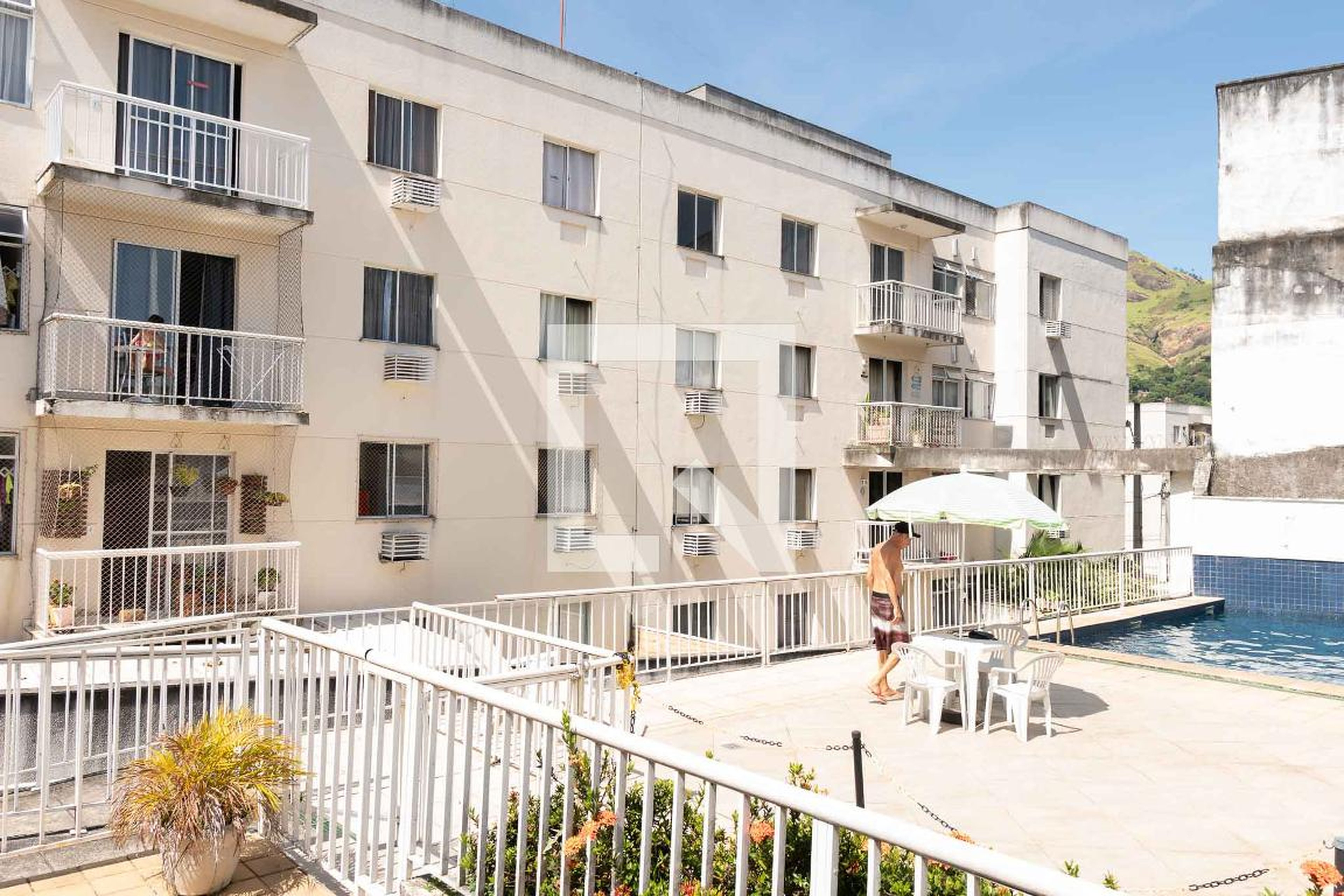 Piscina - Residencial Republica