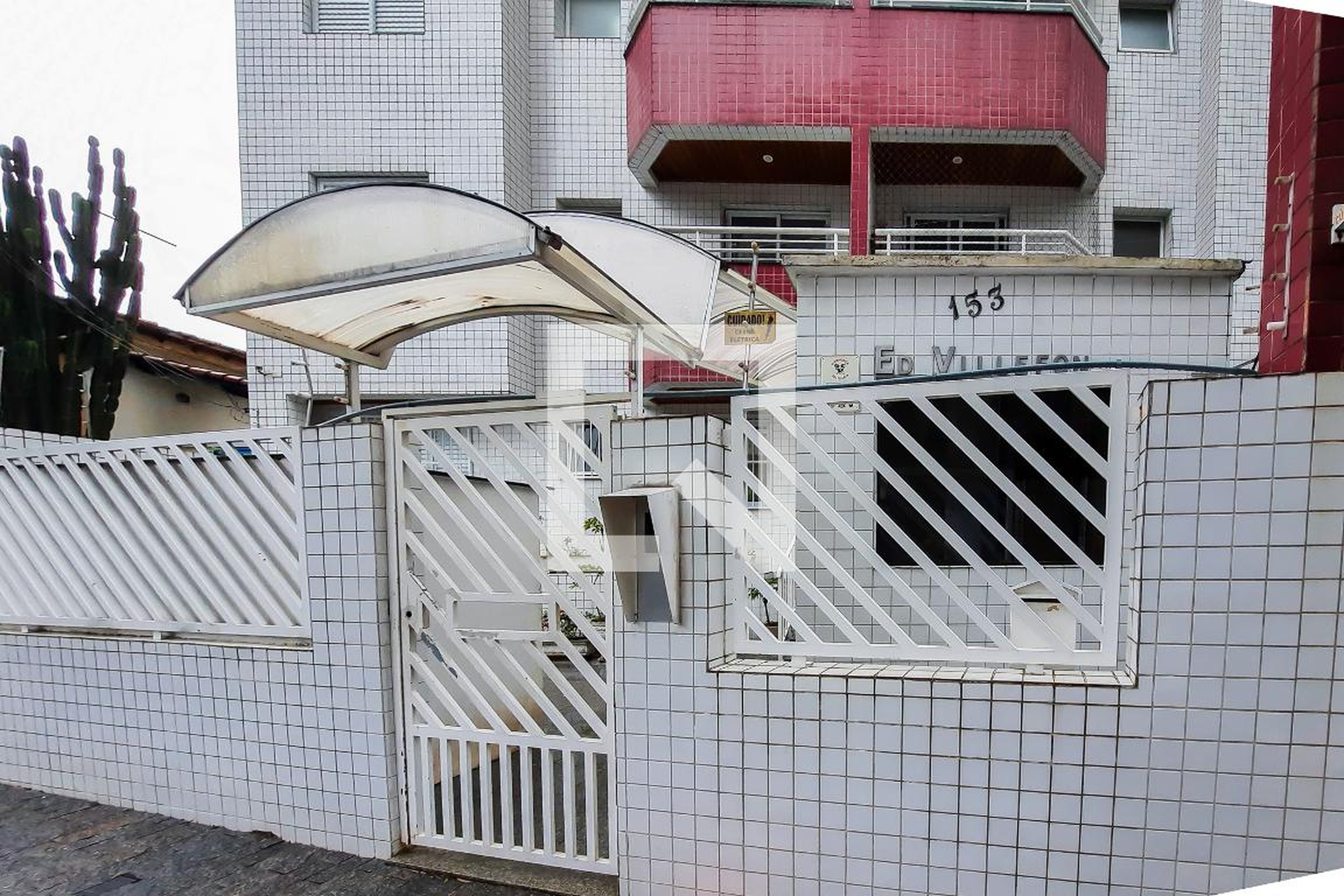 Fachada do Condomínio Condomínio Villefon