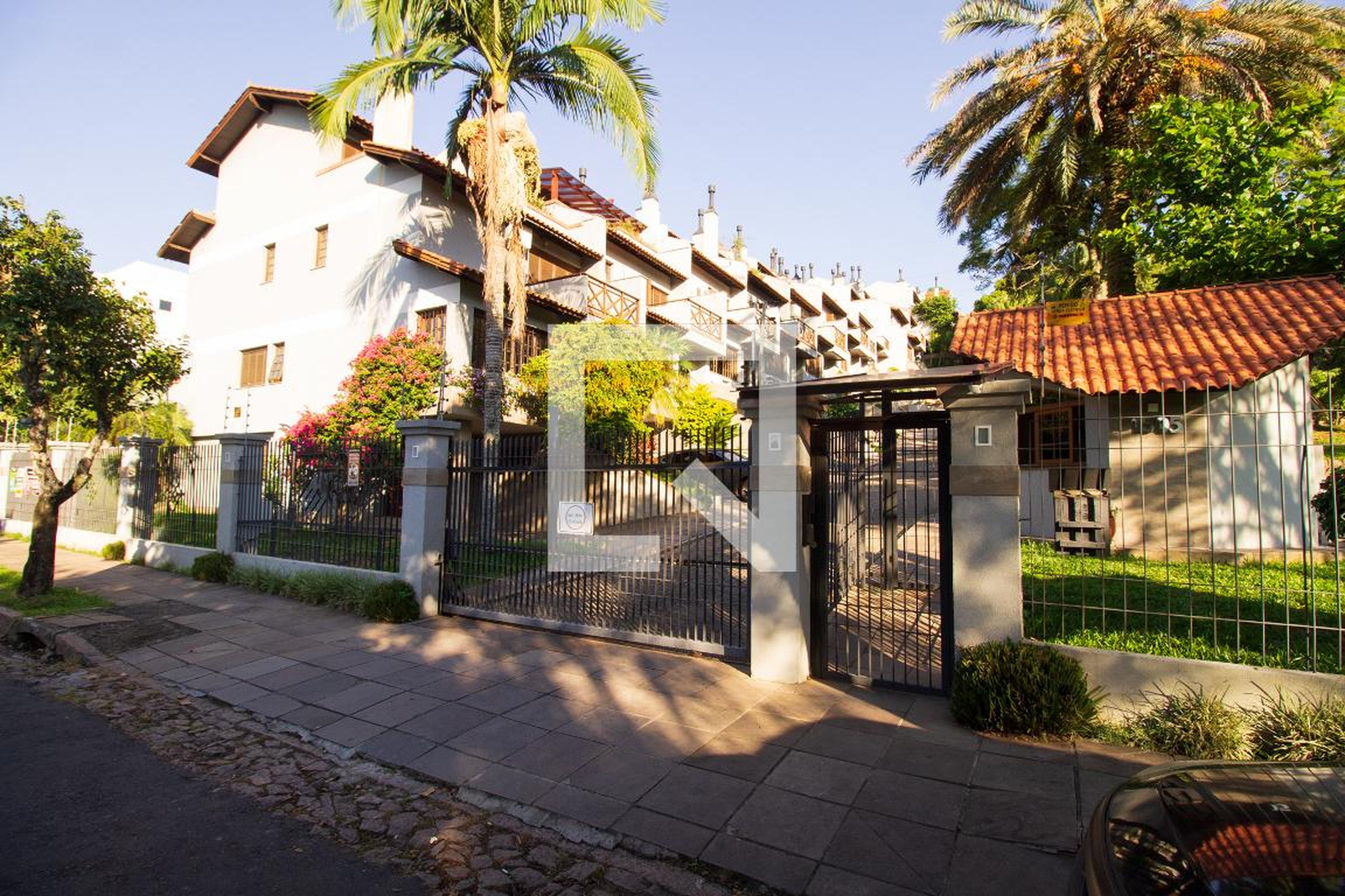 Fachada Condomínio Sir Horwath