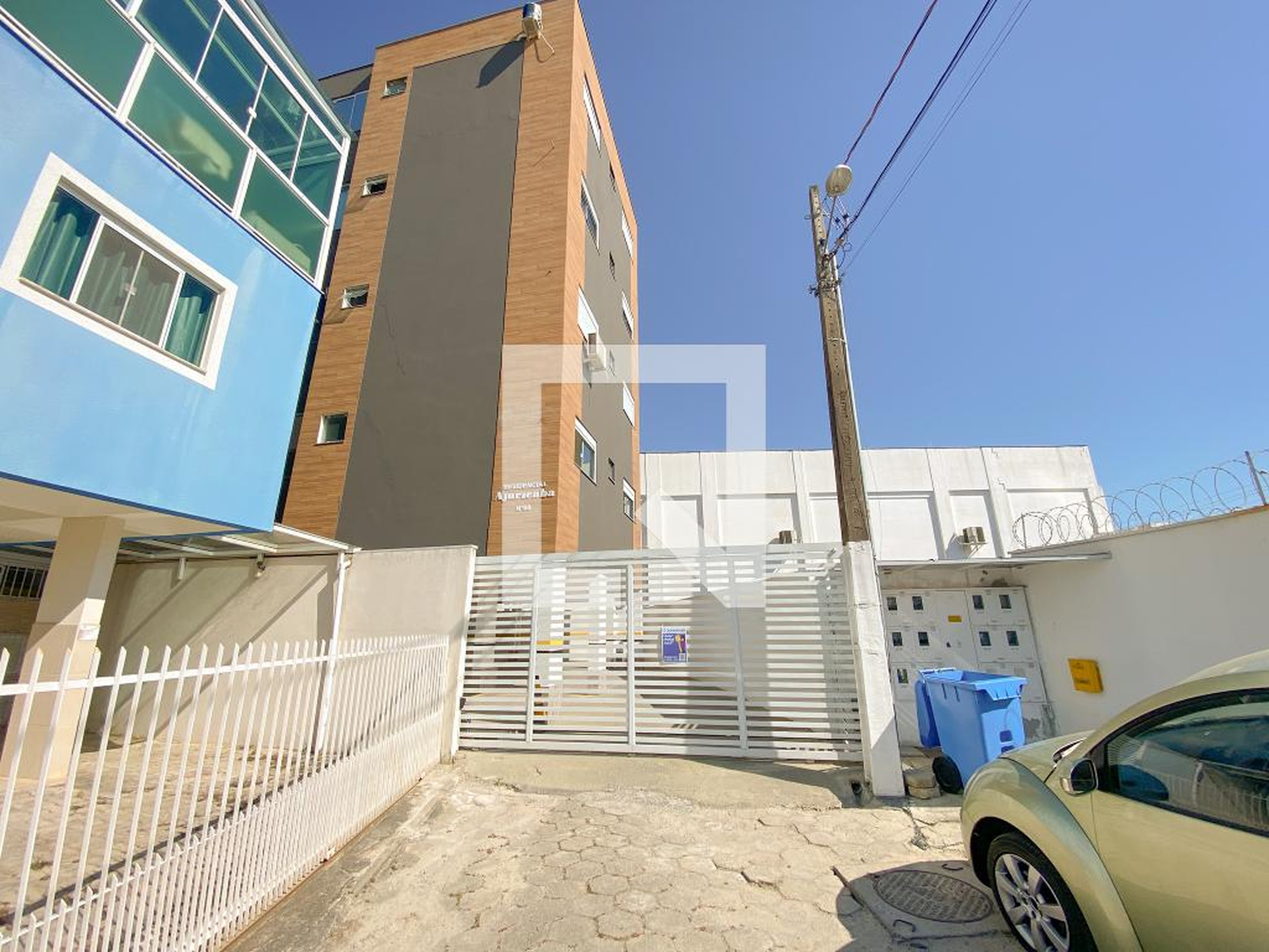 Fachada do Prédio Condomínio em SC-403, 6374