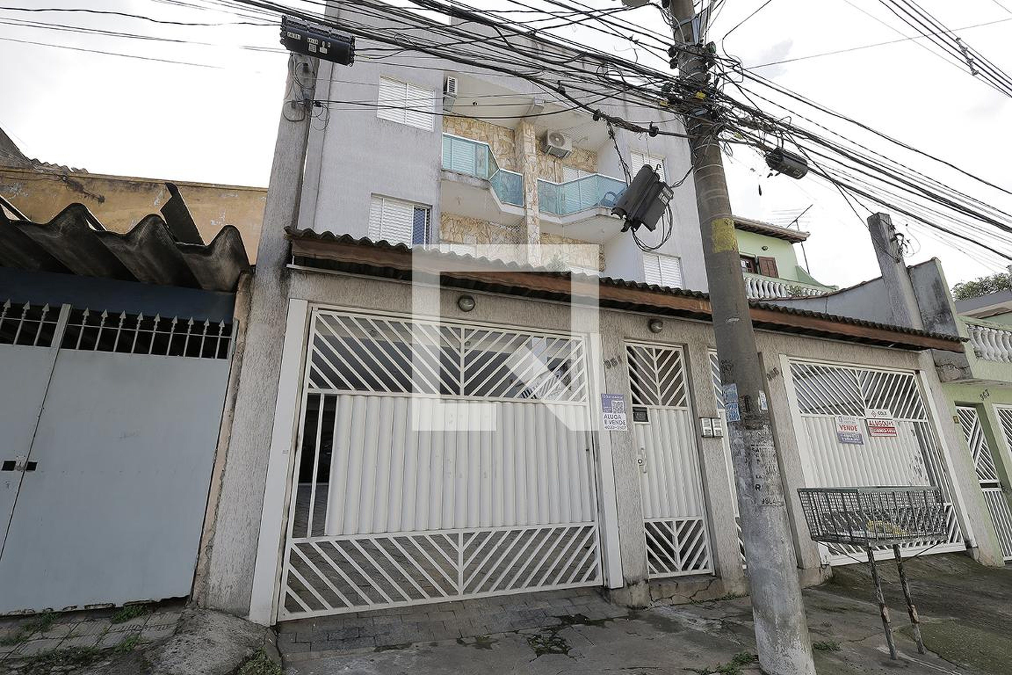 Fachada Condomínio em Rua Apalaches, 951