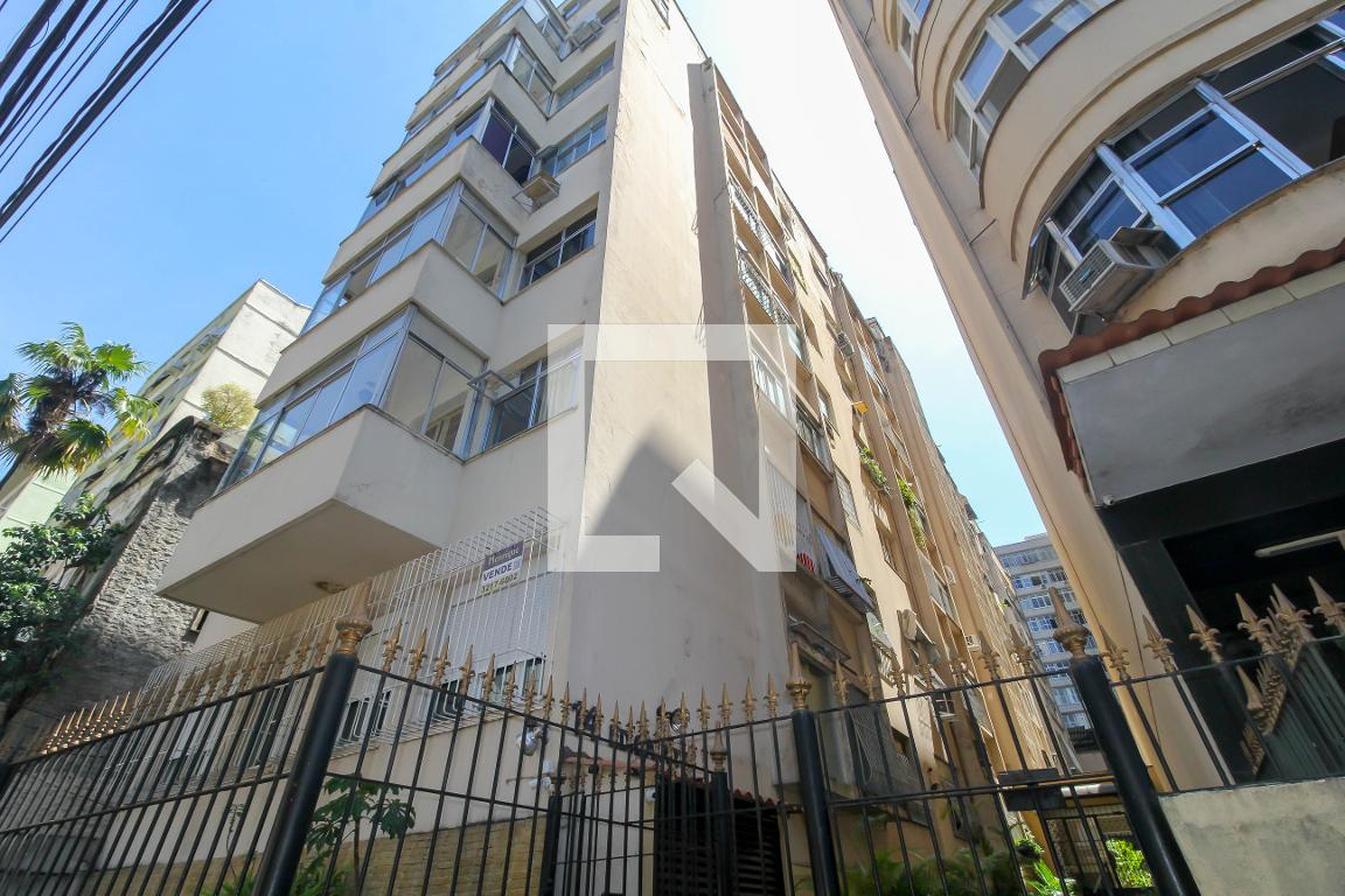 Fachada do Prédio Condomínio em Rua Benjamin Constant, 10