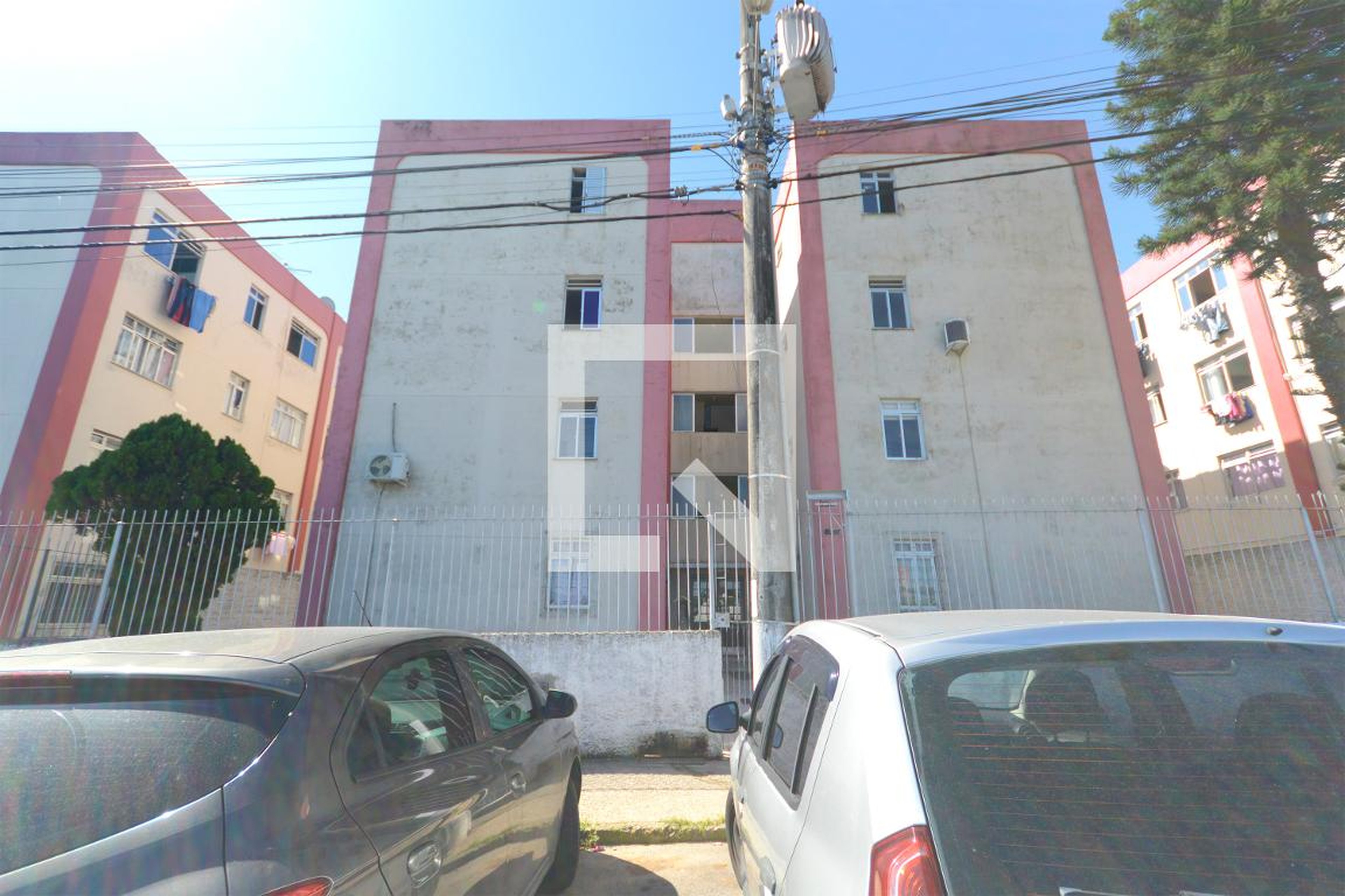 Fachada do condomínio Condomínio Conjunto Habitacional Panorama