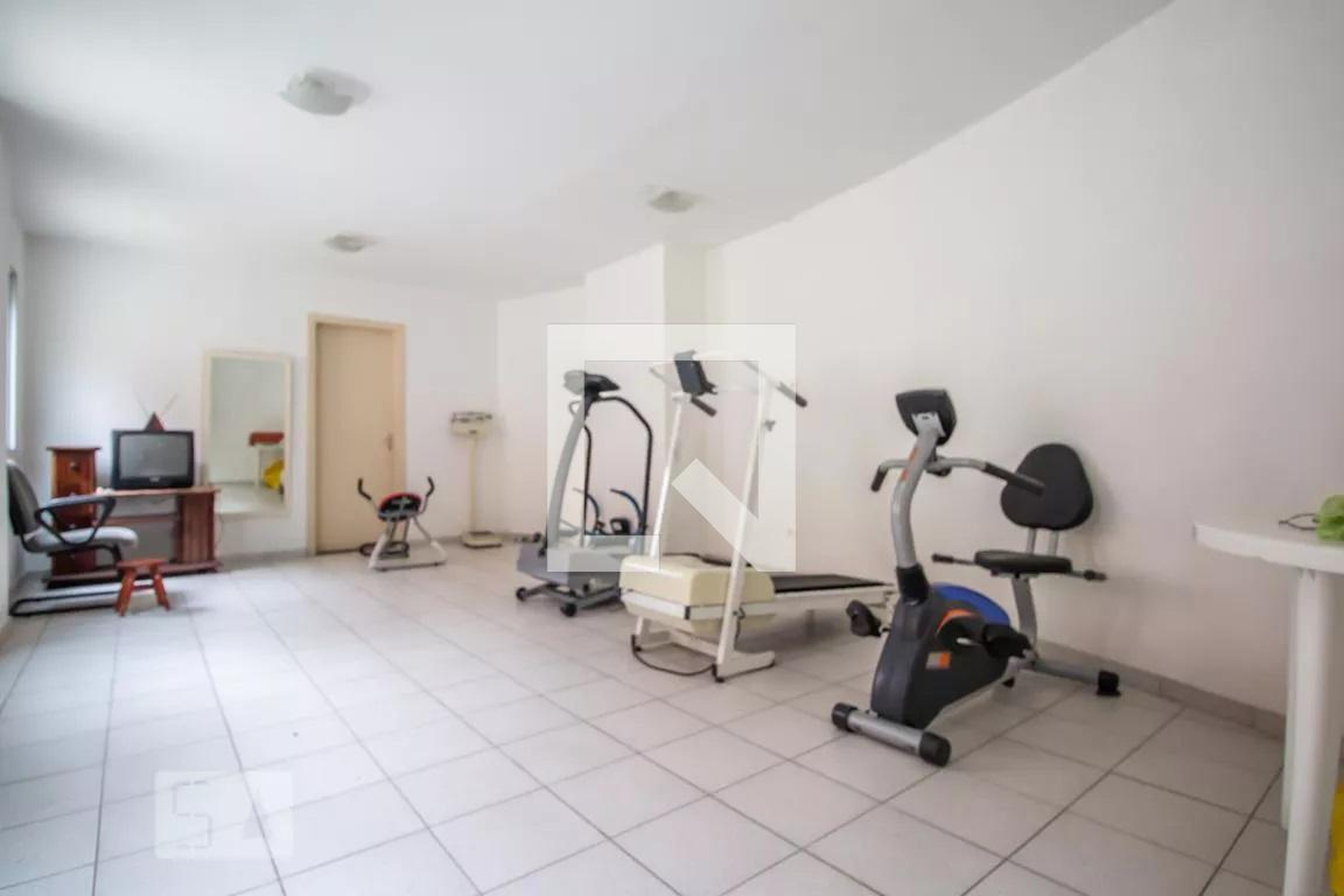 Academia - Silvia Haddad