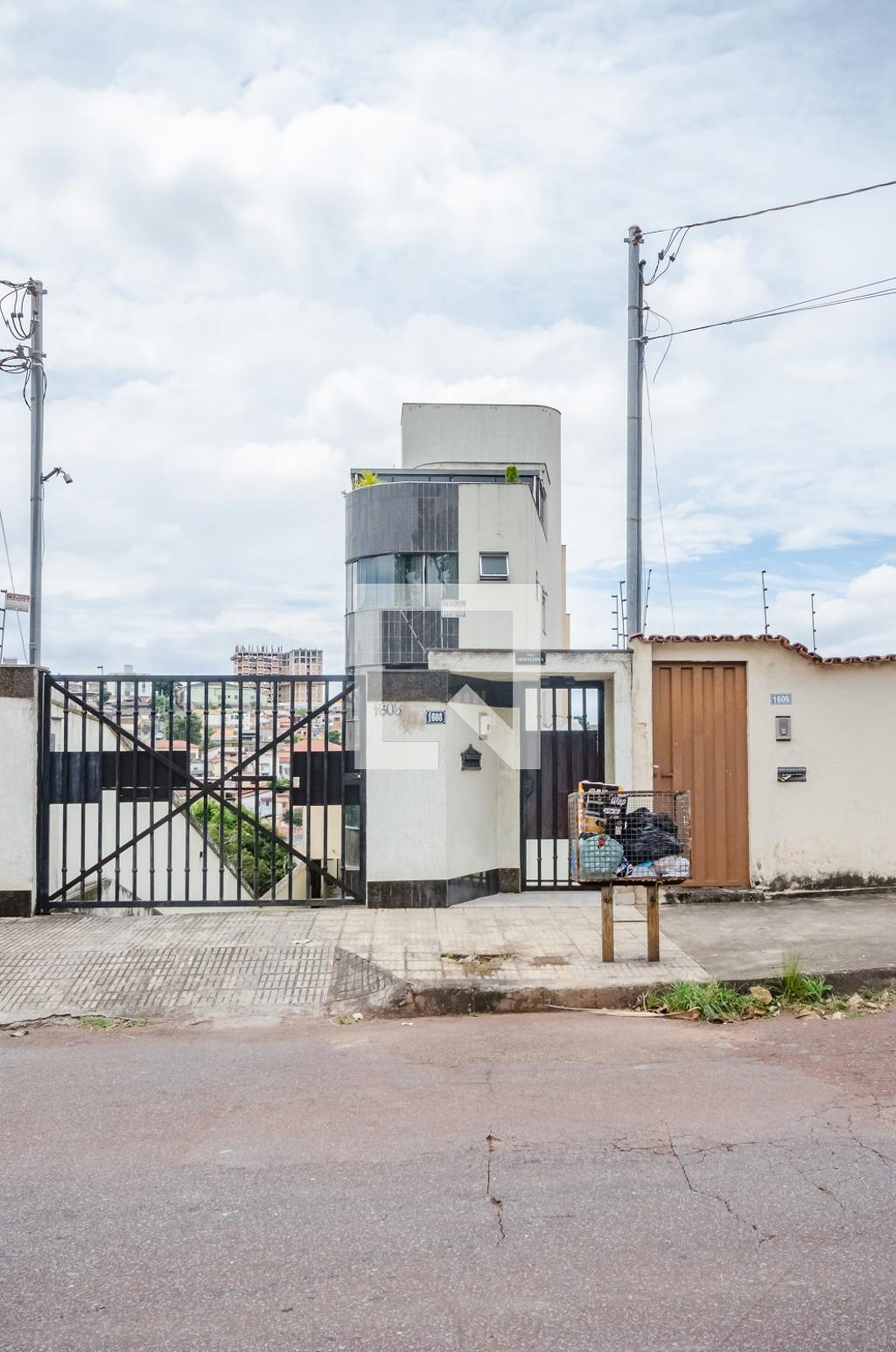 Fachada Residencial Oswaldina