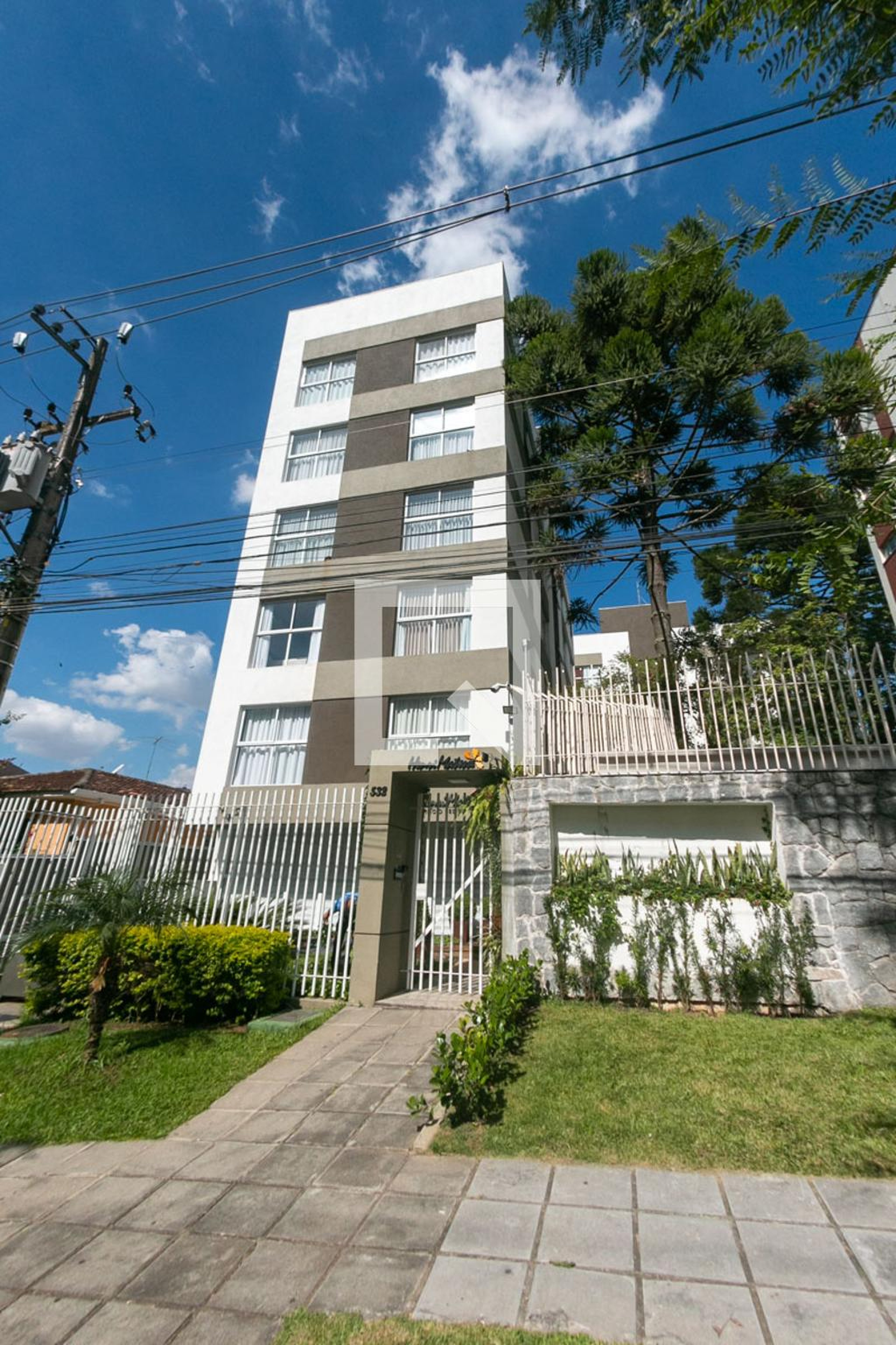 Fachada do Condomínio Condomínio Henri Matisse