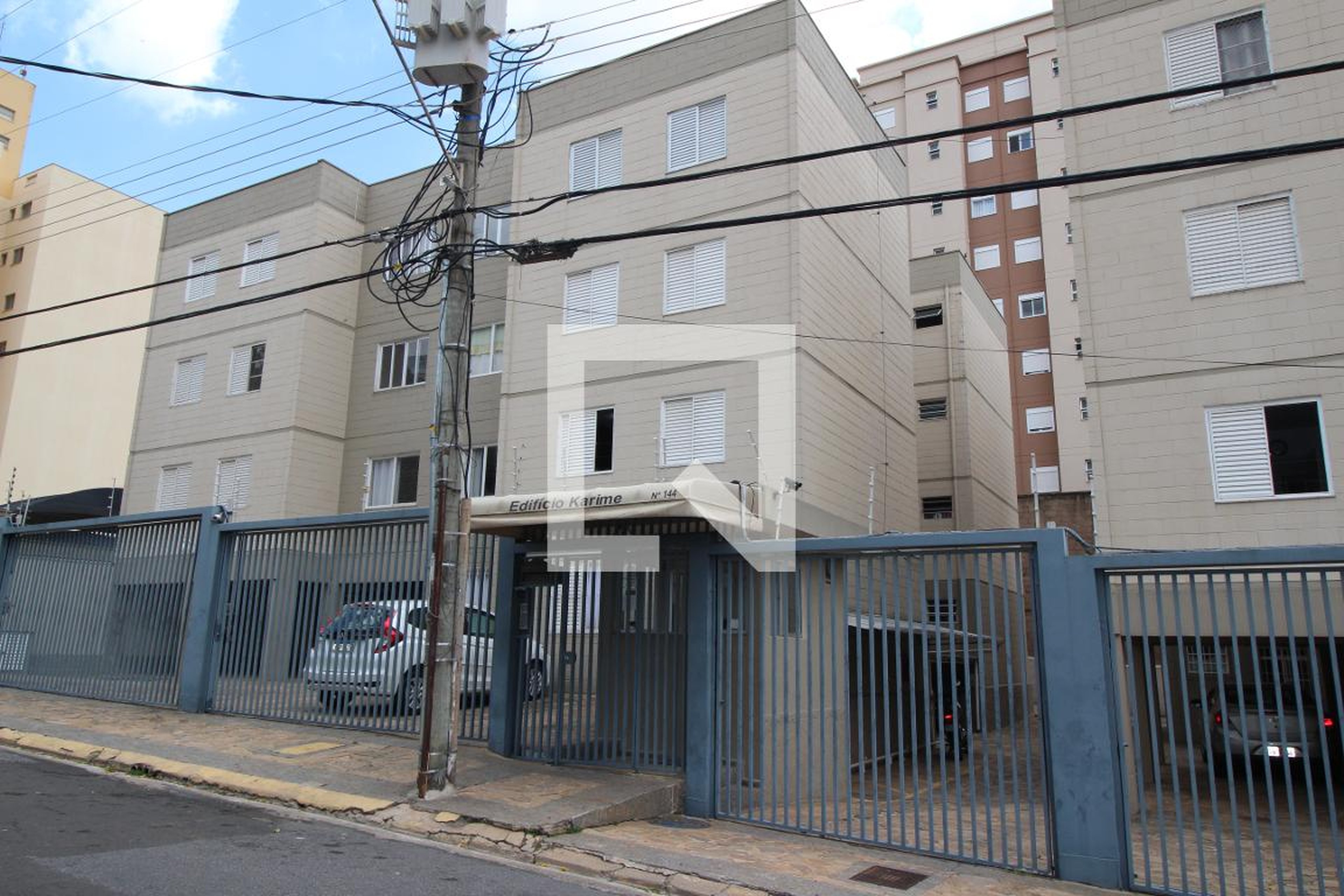 Fachada do condomínio Condomínio Karime