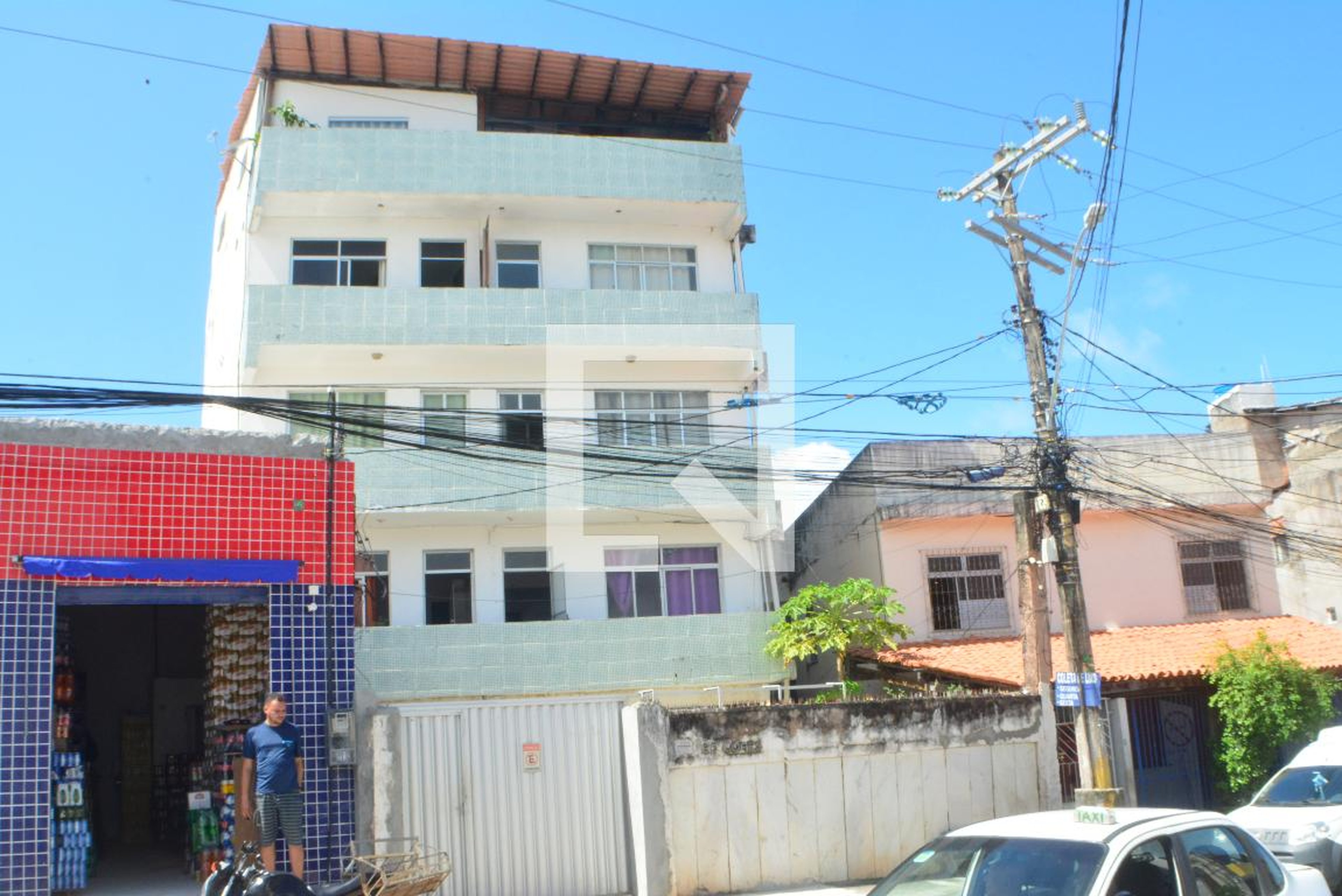 Fachada Condomínio em Rua João do Peixe, 7