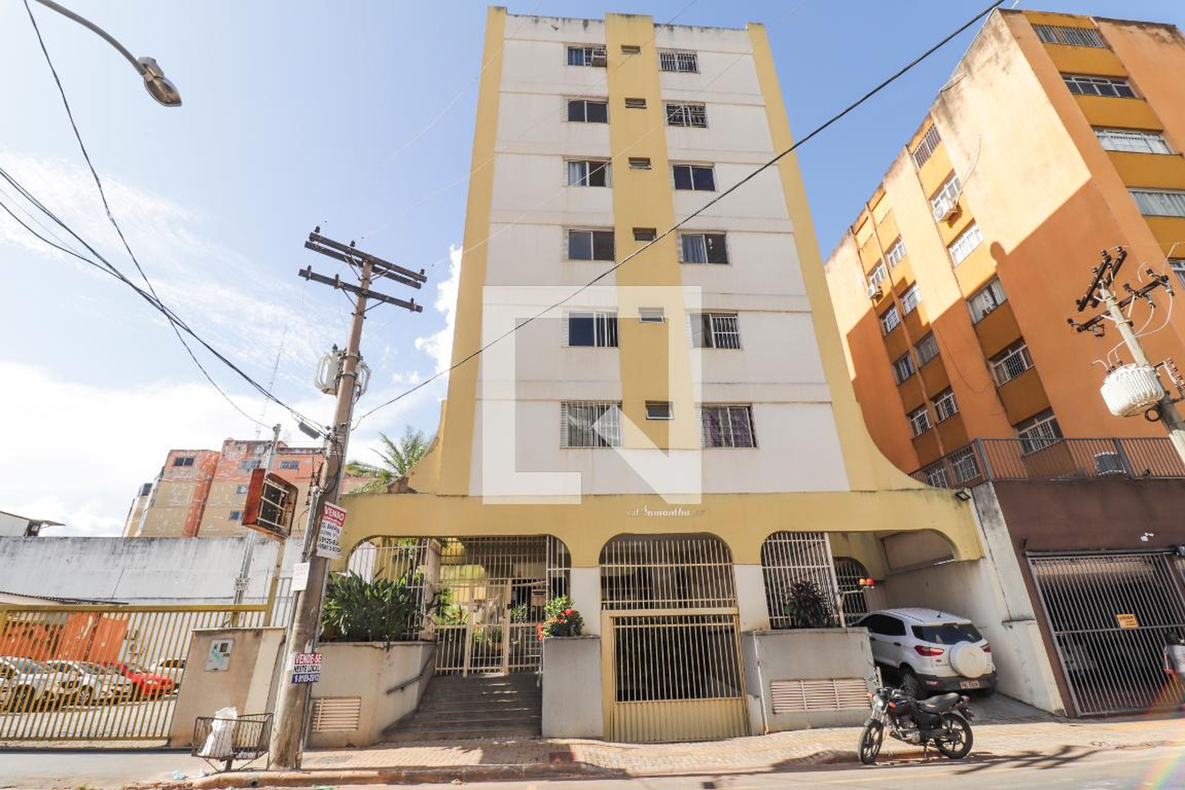 Fachada Condomínio em Rua 14, 167