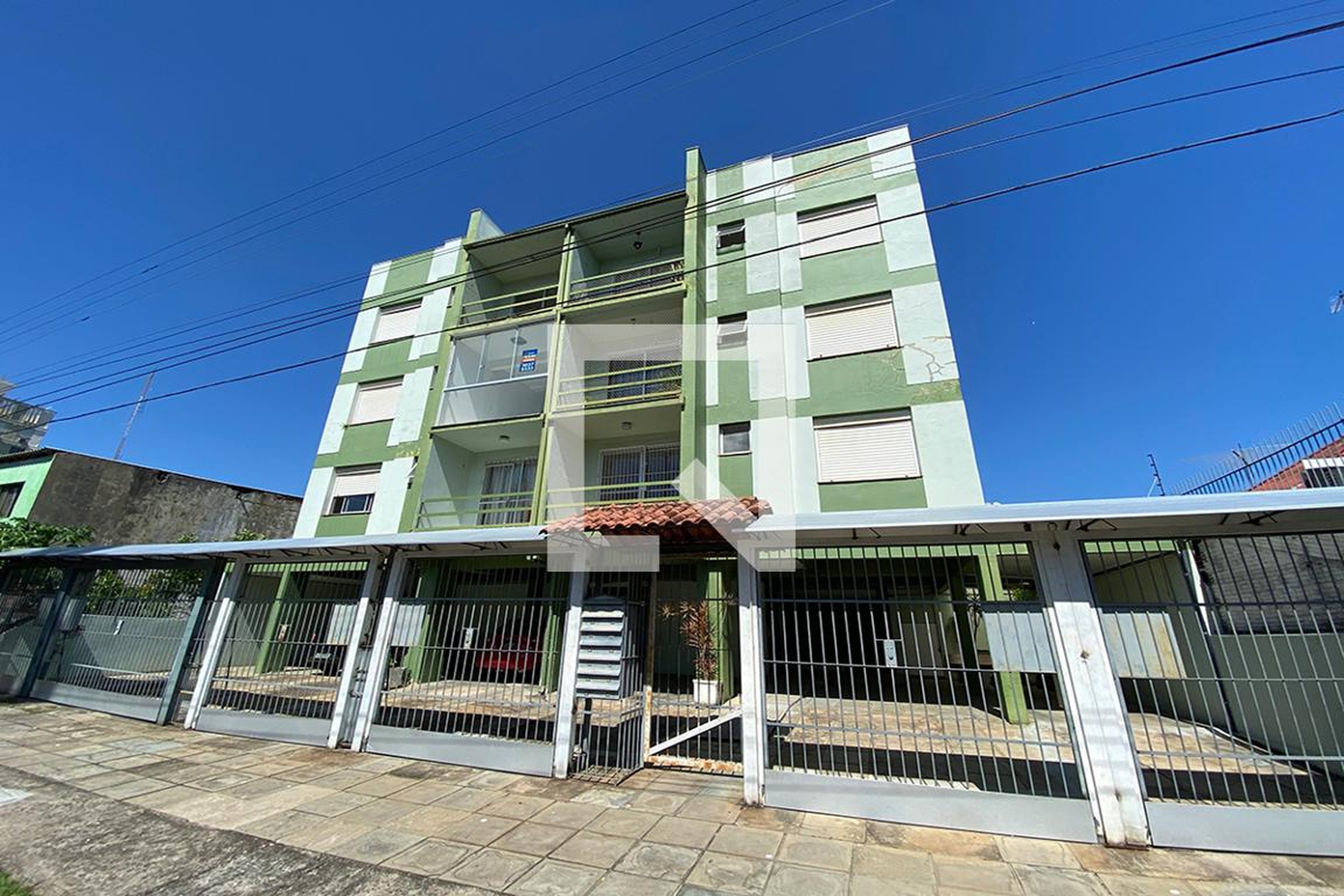 Fachada do Condomínio Condomínio em Praça Carlos Otaviano de Paula, 50