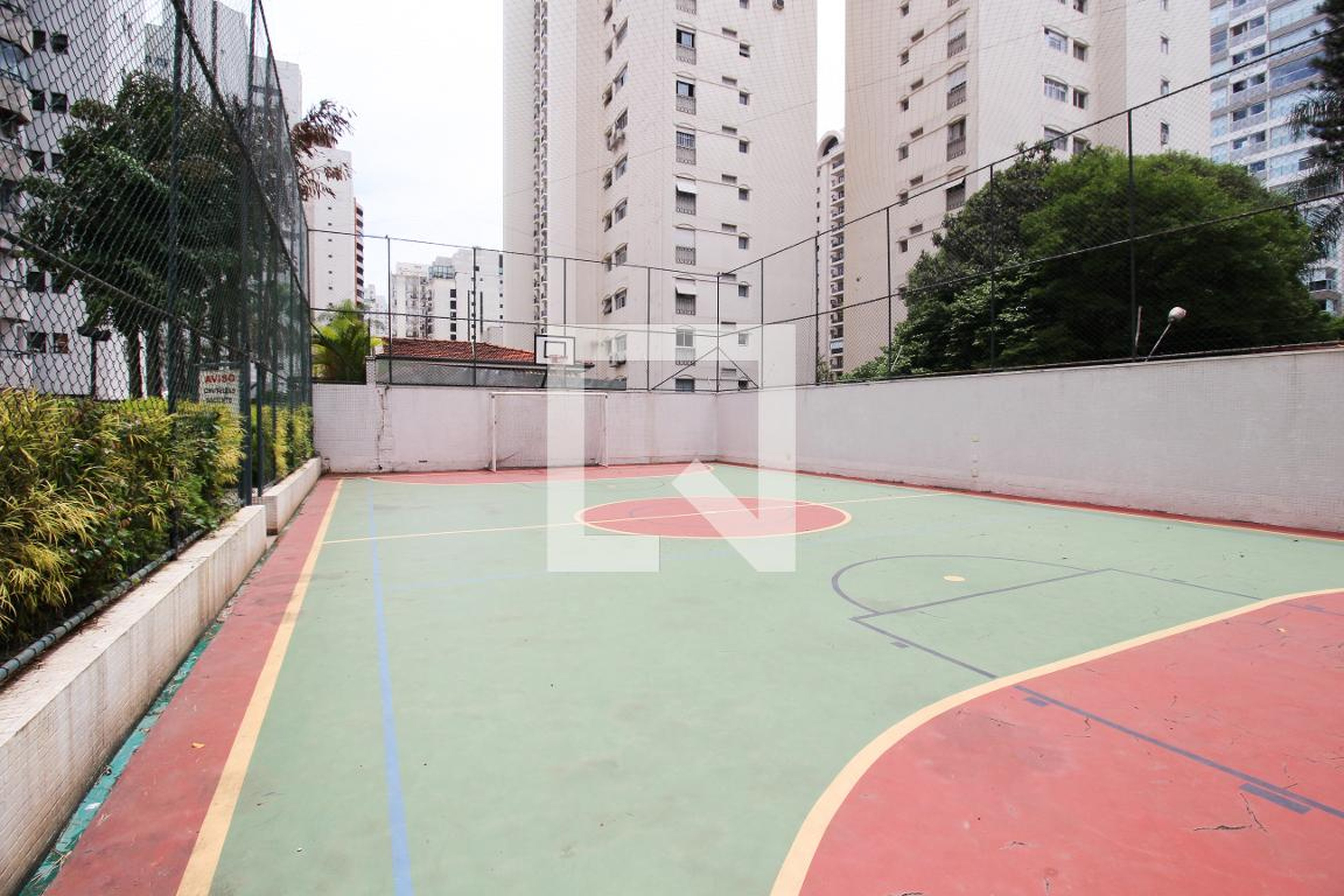 Quadra Esportiva - Edifício Queops