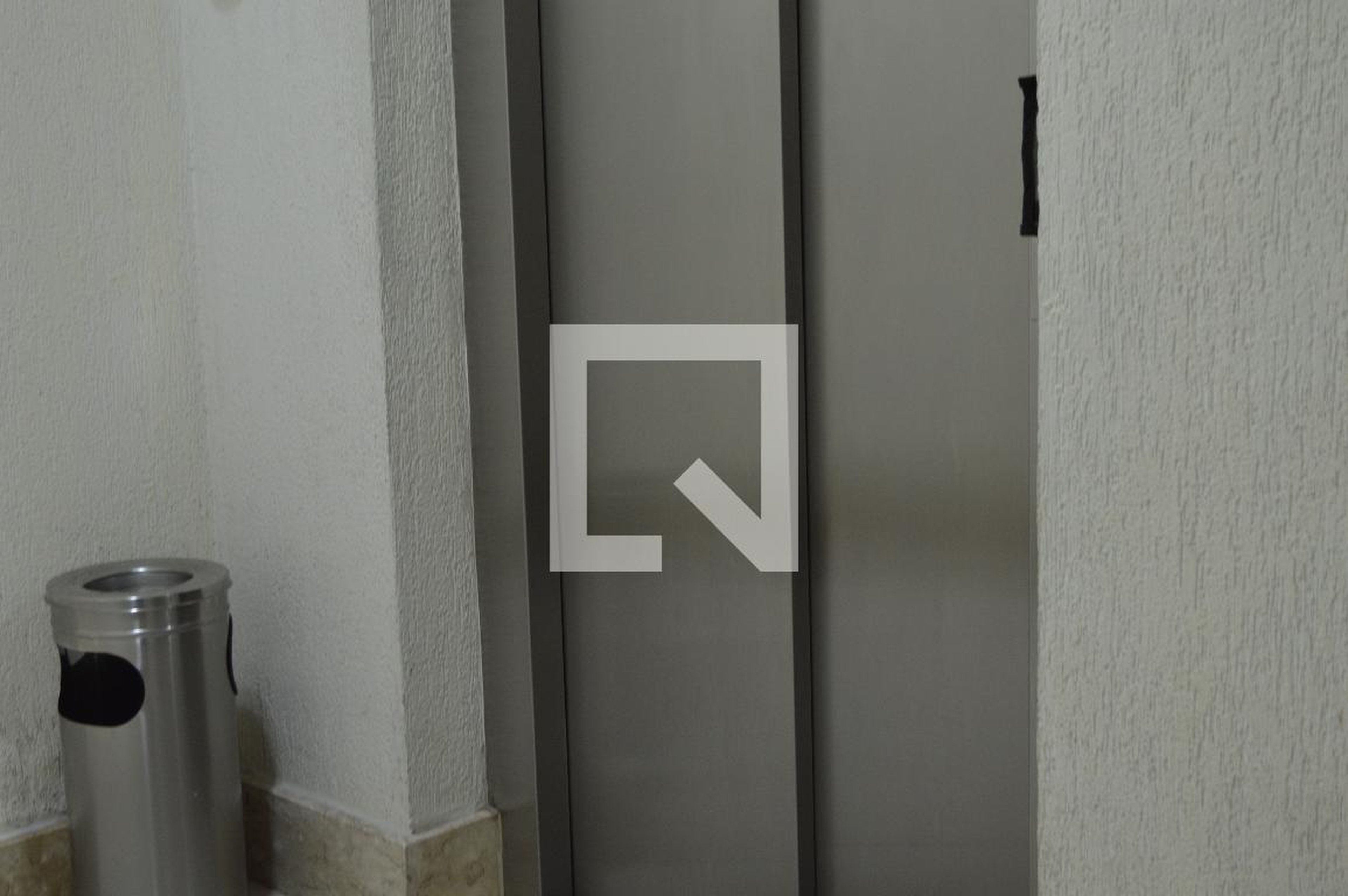 Elevador - Edifício Allston Village